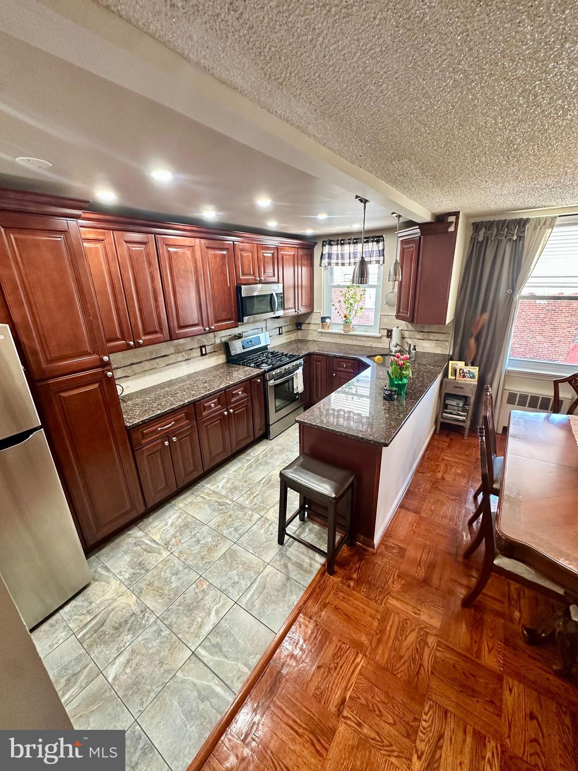 STONEHURST - Residential