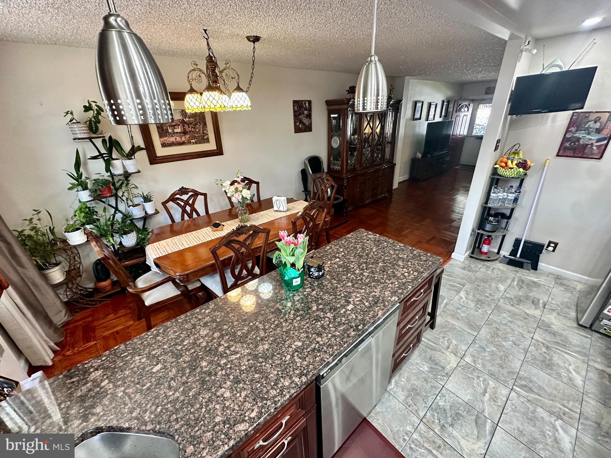 STONEHURST - Residential