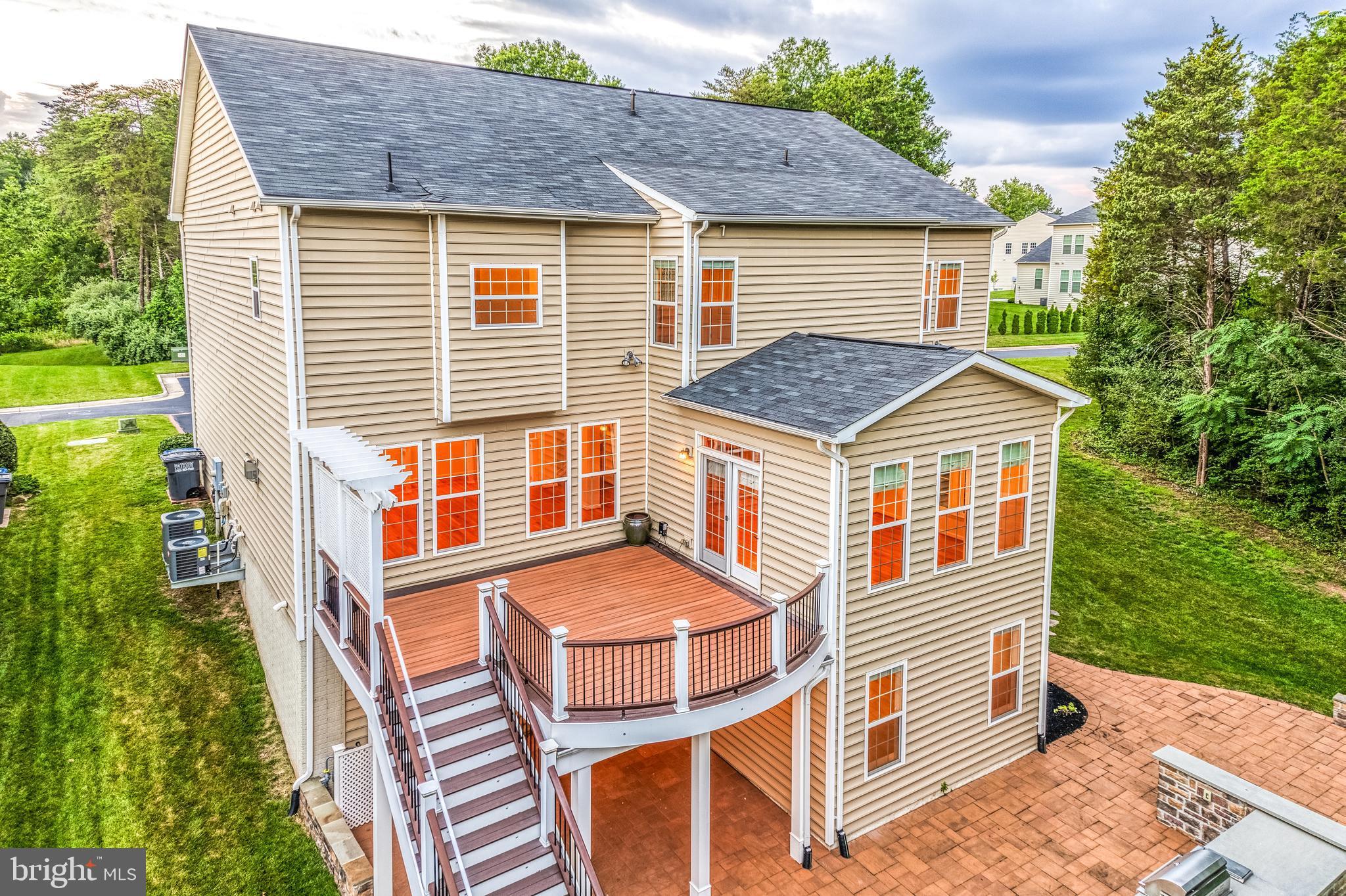 STONE RIDGE - Residential