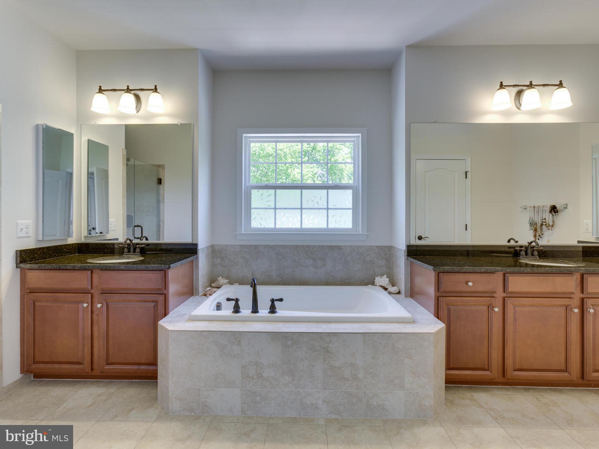 STONE RIDGE - Residential