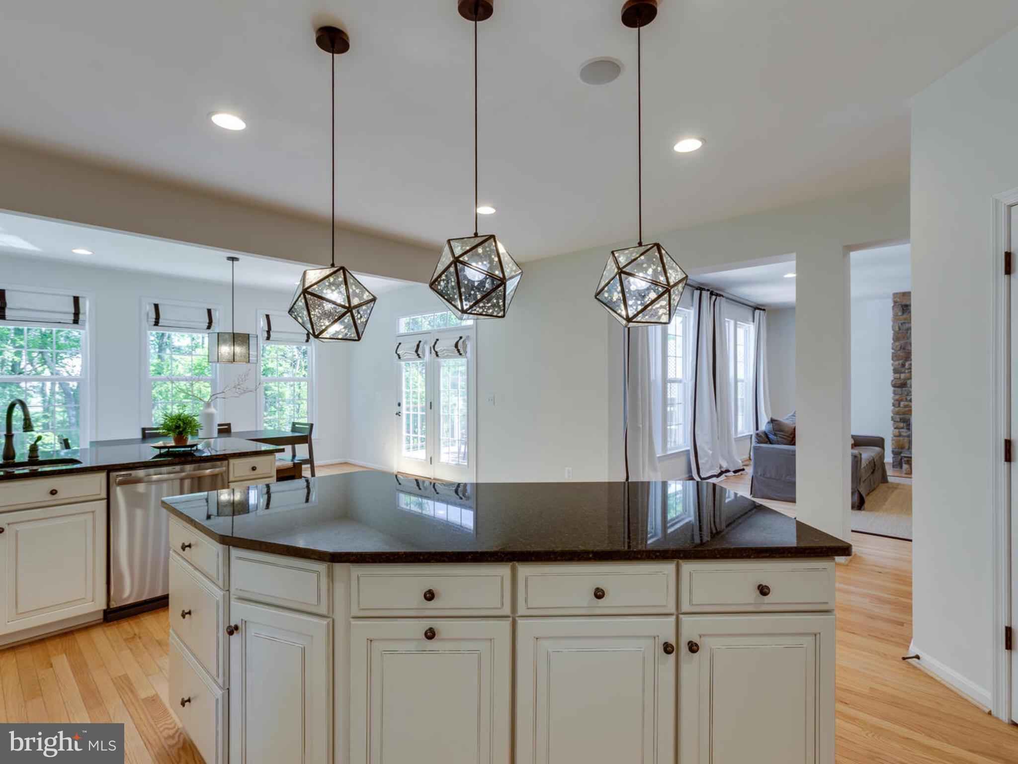 STONE RIDGE - Residential