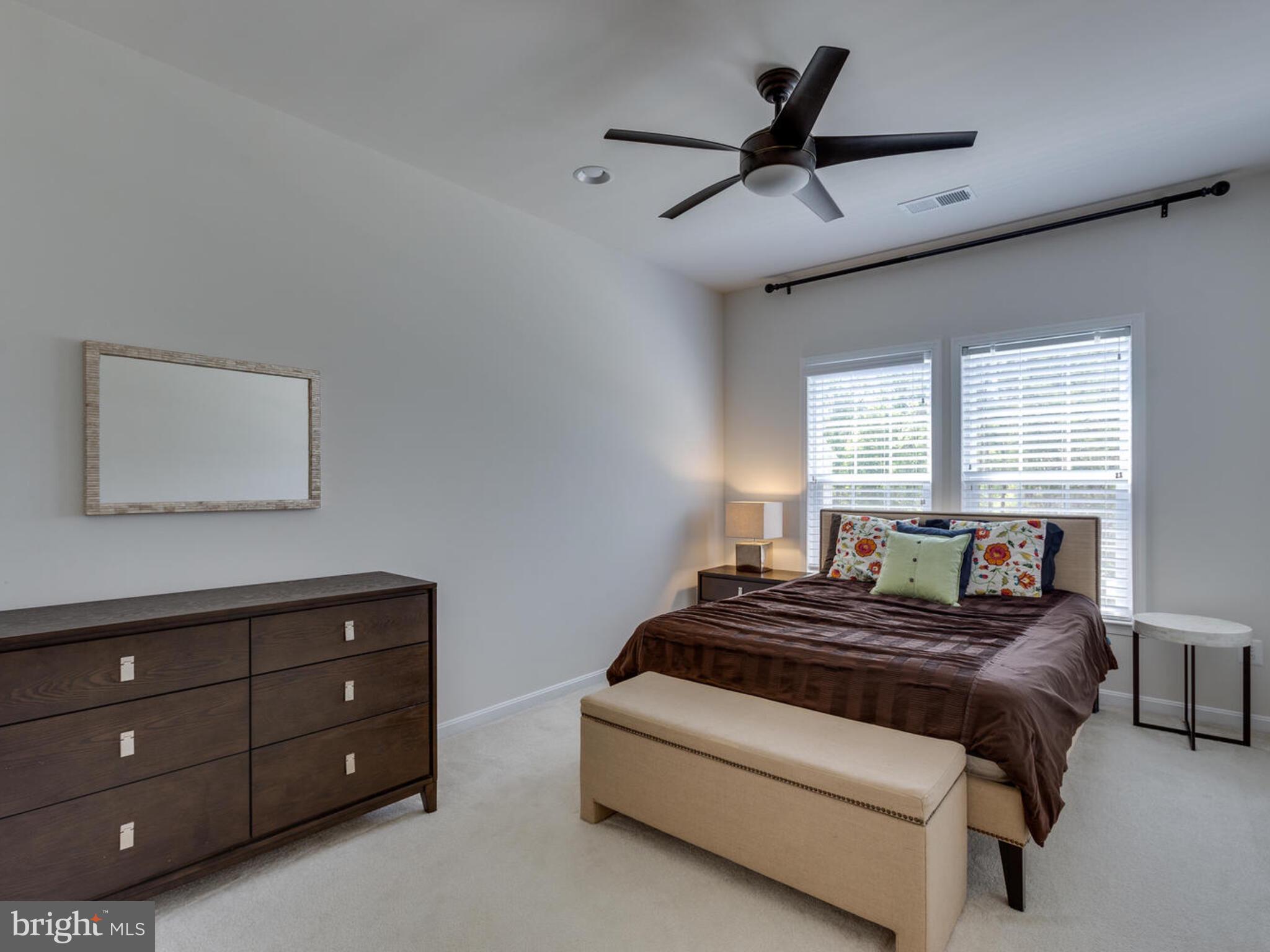 STONE RIDGE - Residential