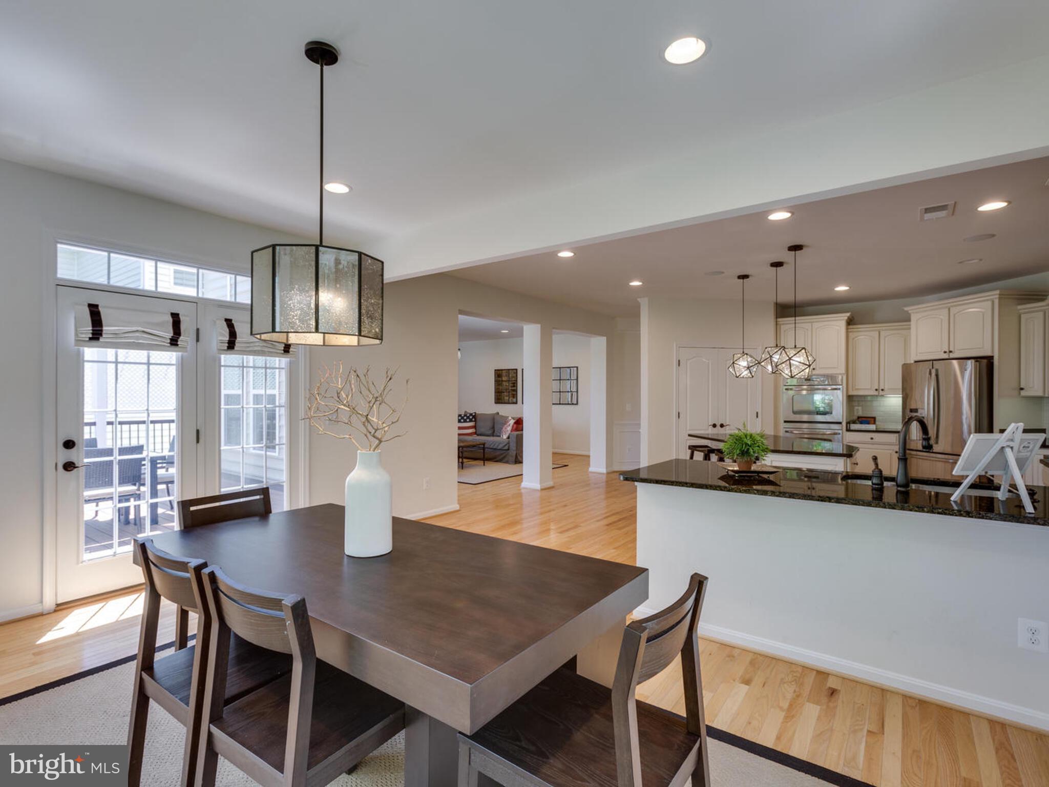 STONE RIDGE - Residential