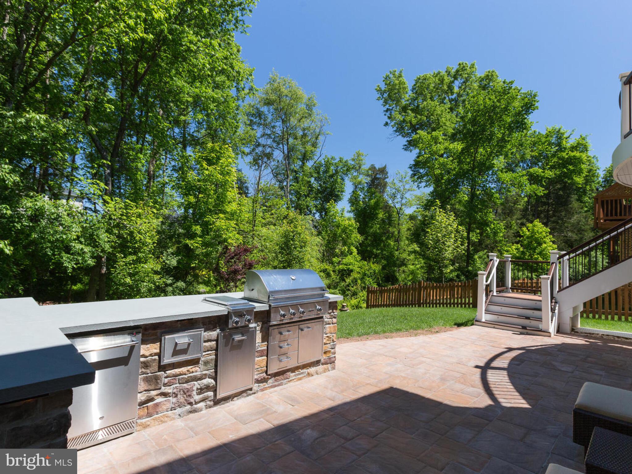 STONE RIDGE - Residential