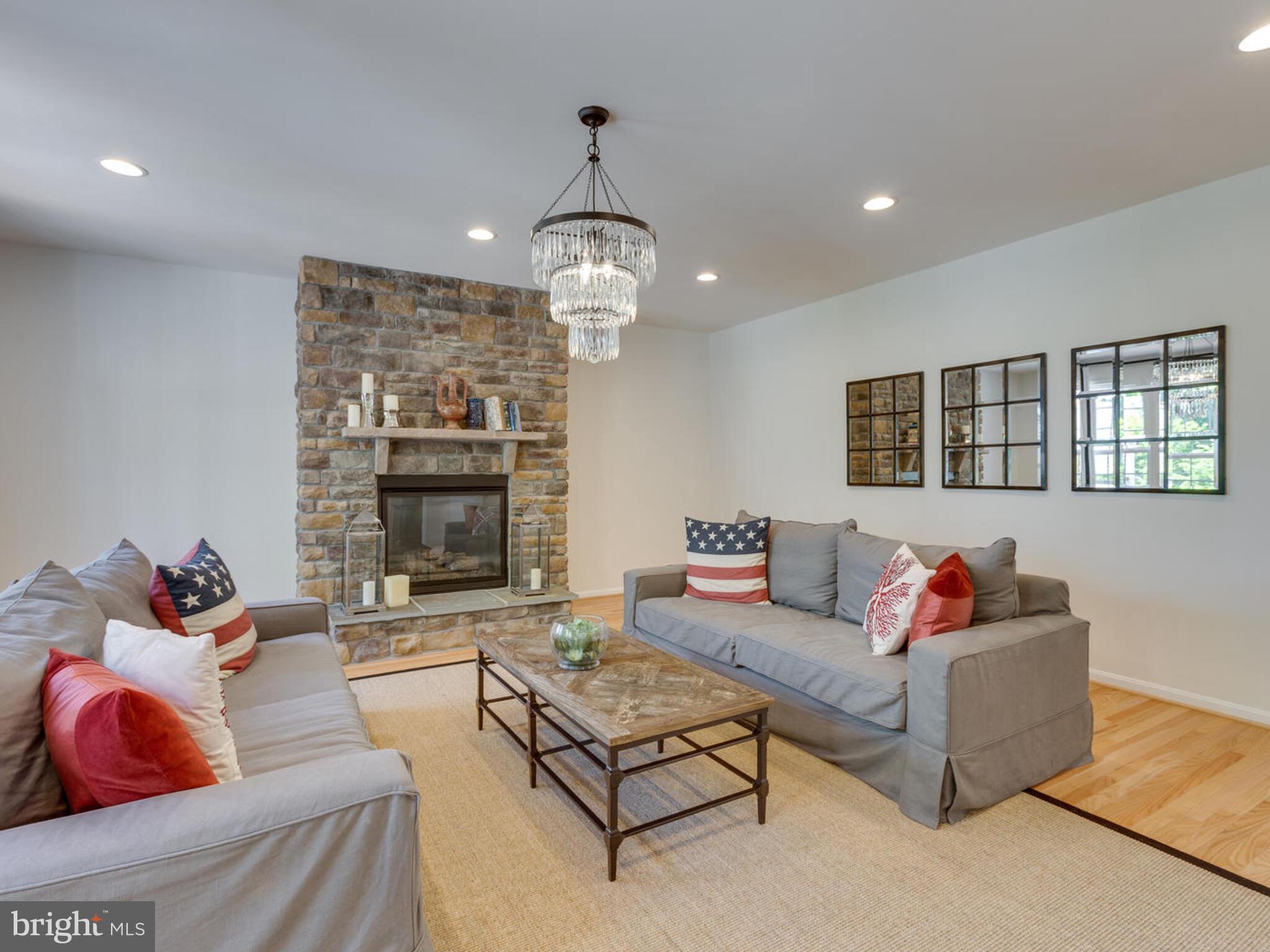 STONE RIDGE - Residential