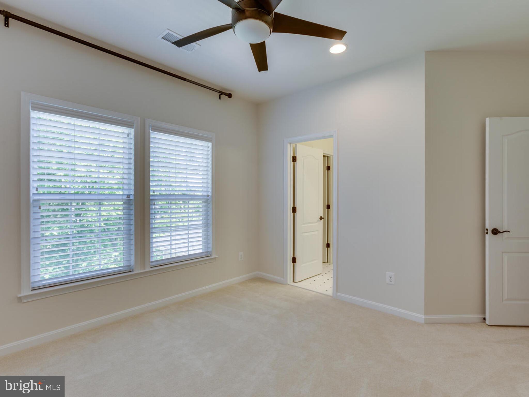 STONE RIDGE - Residential