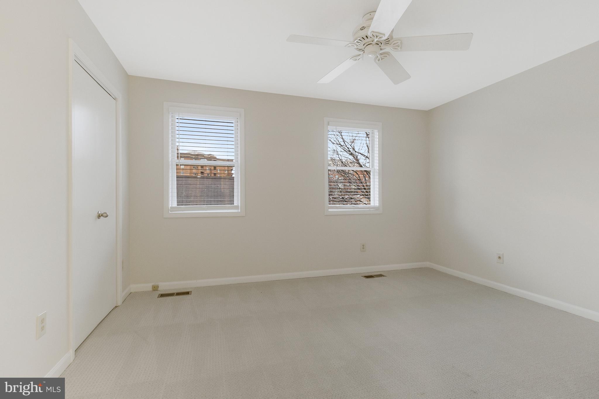 OLD BALLSTON TOWN - Residential Lease