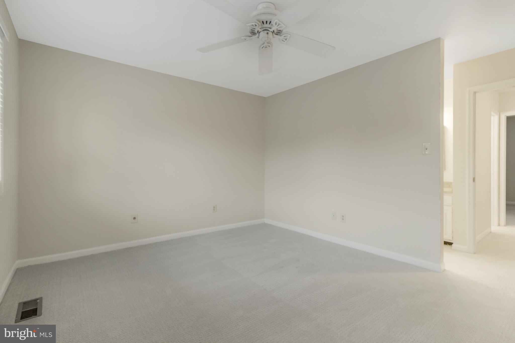 OLD BALLSTON TOWN - Residential Lease