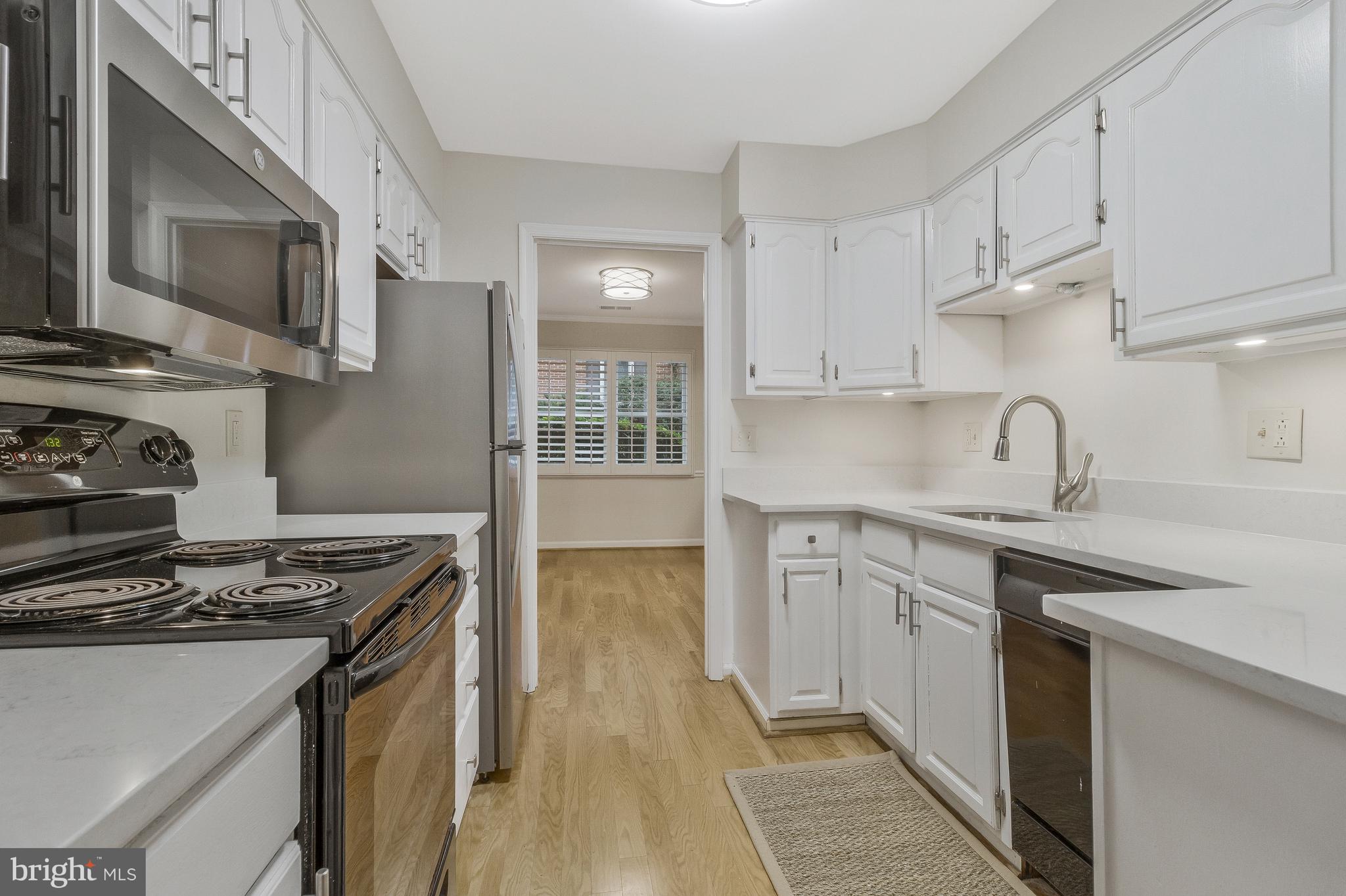 OLD BALLSTON TOWN - Residential Lease