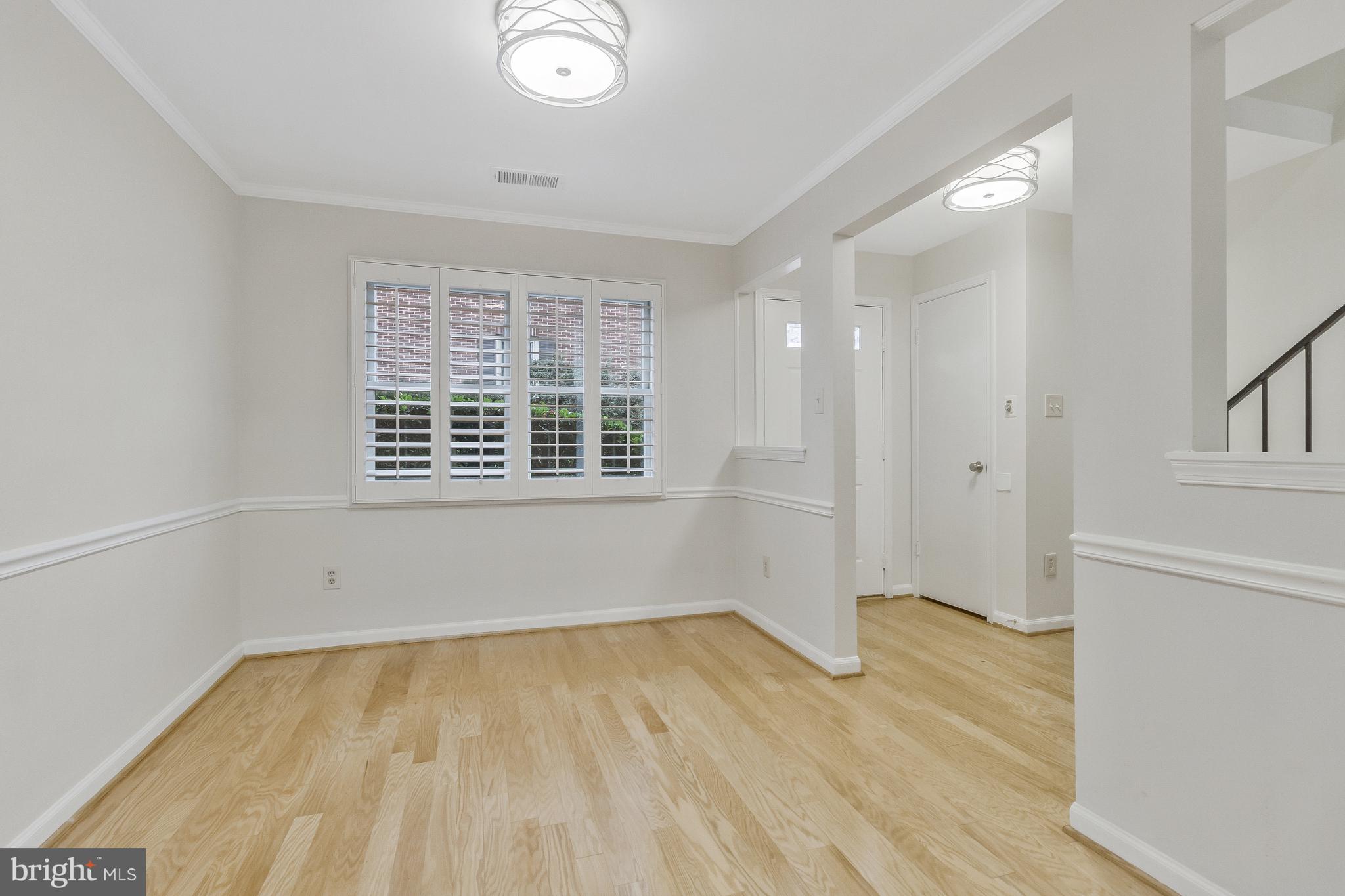 OLD BALLSTON TOWN - Residential Lease