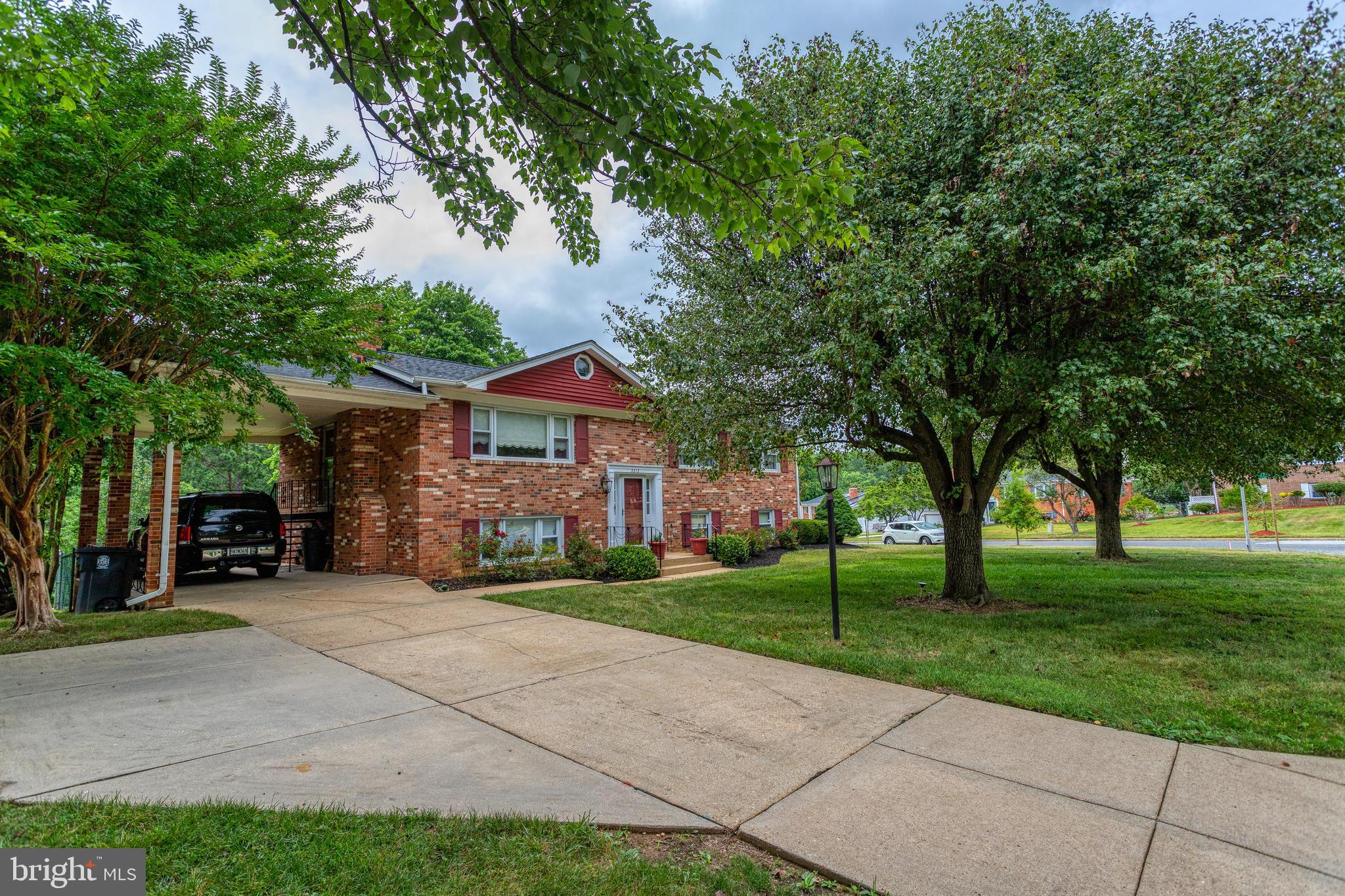 MARY-CATHERINE ESTATES - Residential