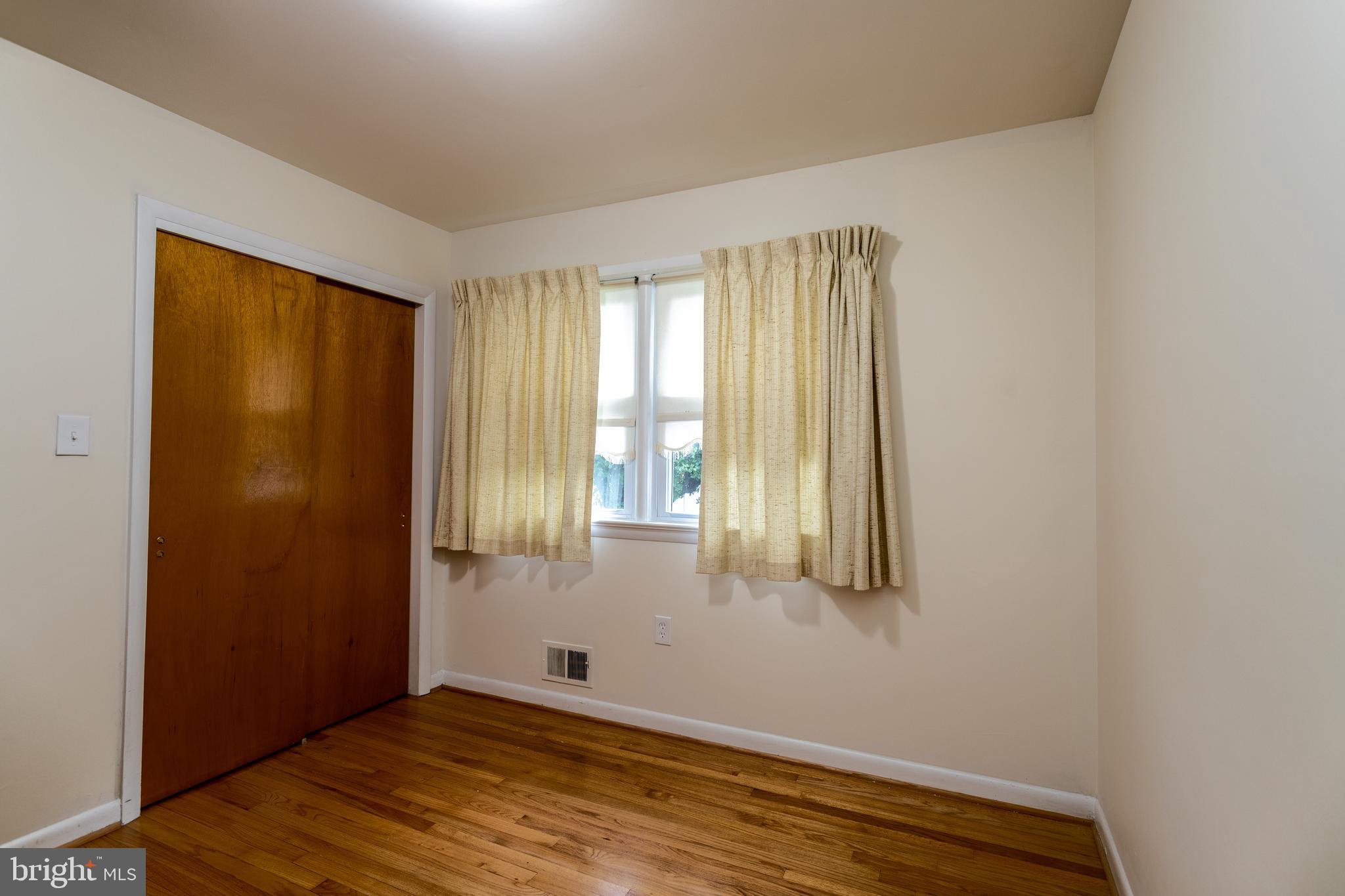 MARY-CATHERINE ESTATES - Residential