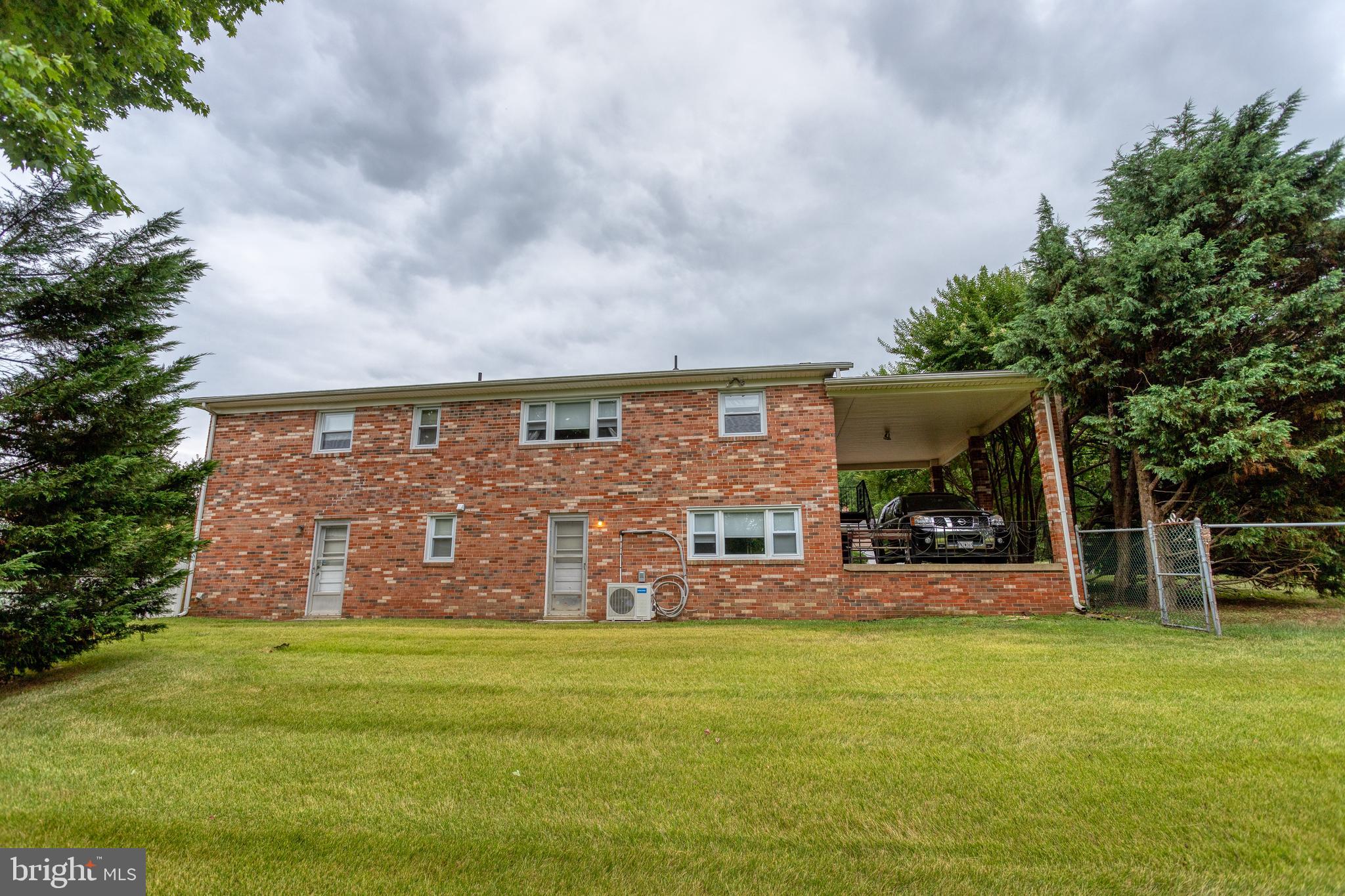 MARY-CATHERINE ESTATES - Residential