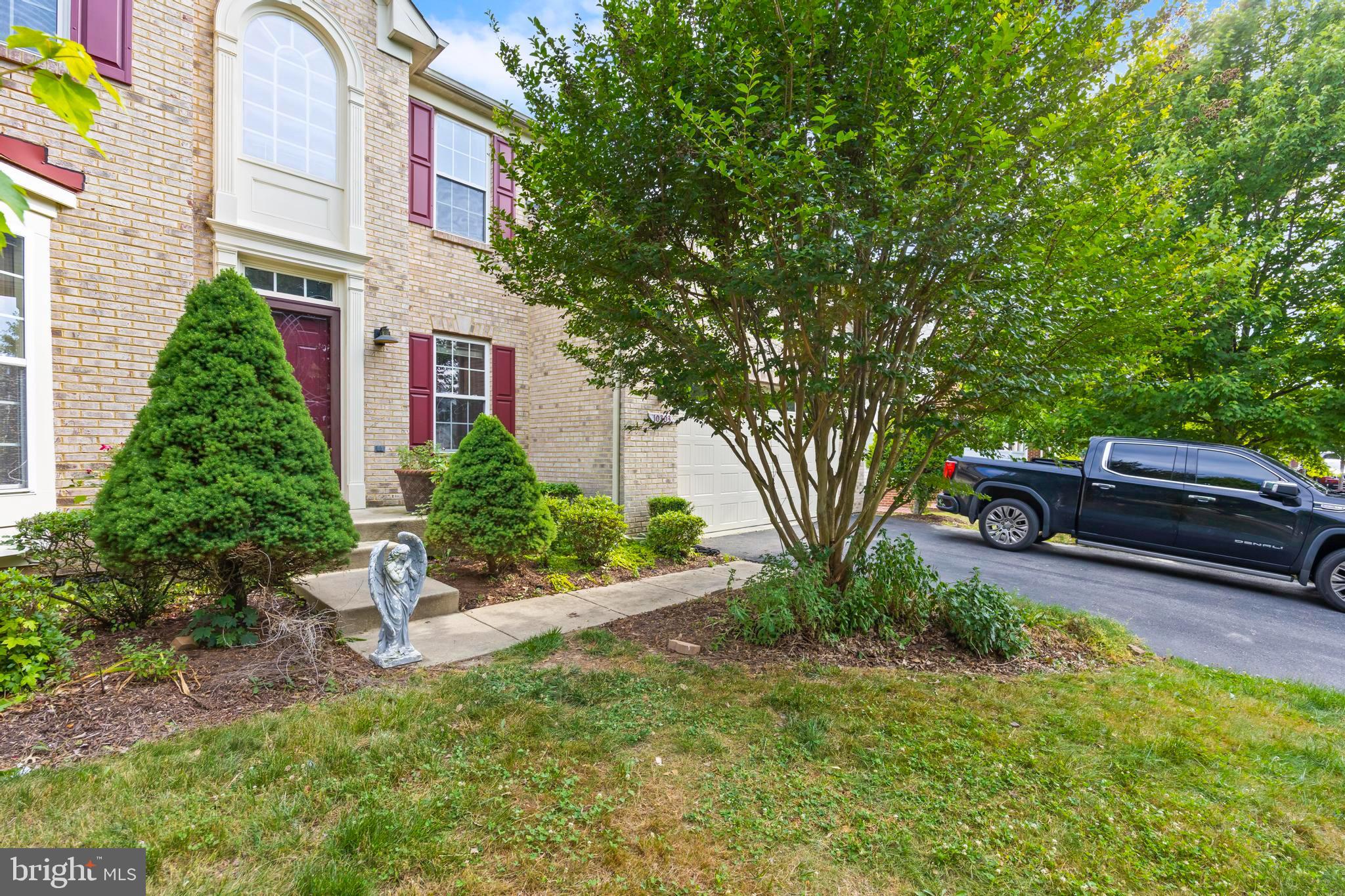 10303 BRIGHTFIELD LANE