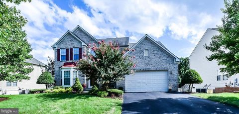 Homes For Sale - 10303 Brightfield Lane<br/> UPPER MARLBORO, MD 20772
