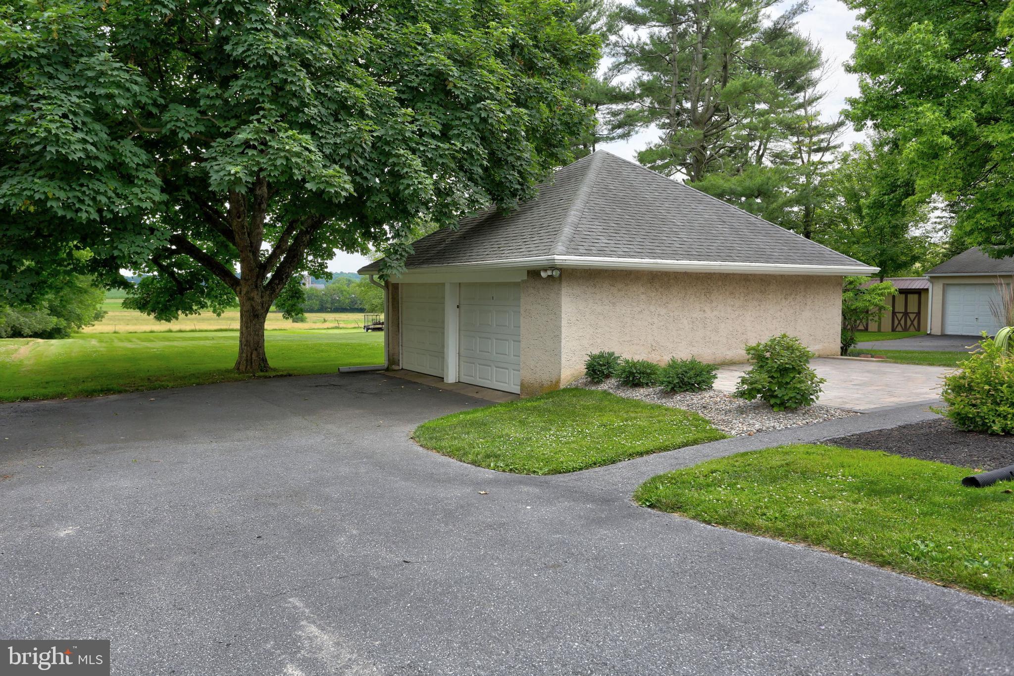 STRASBURG BOROUGH - Residential