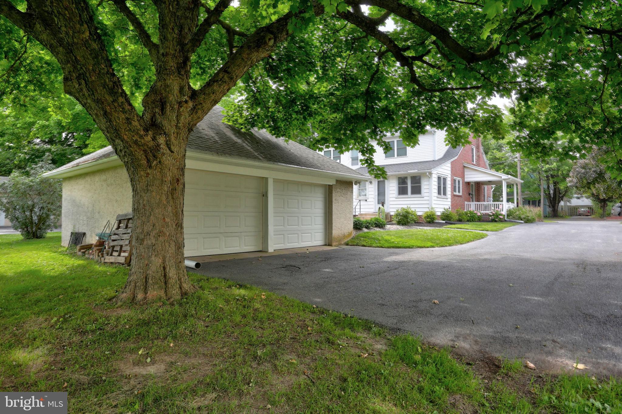 STRASBURG BOROUGH - Residential