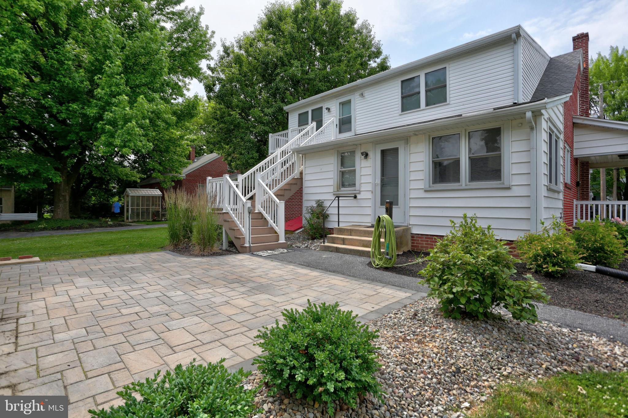 STRASBURG BOROUGH - Residential