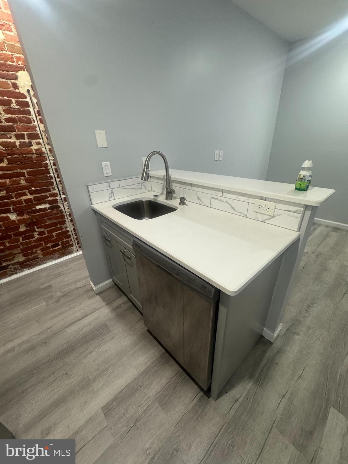 NORTH CENTRAL - Residential Lease