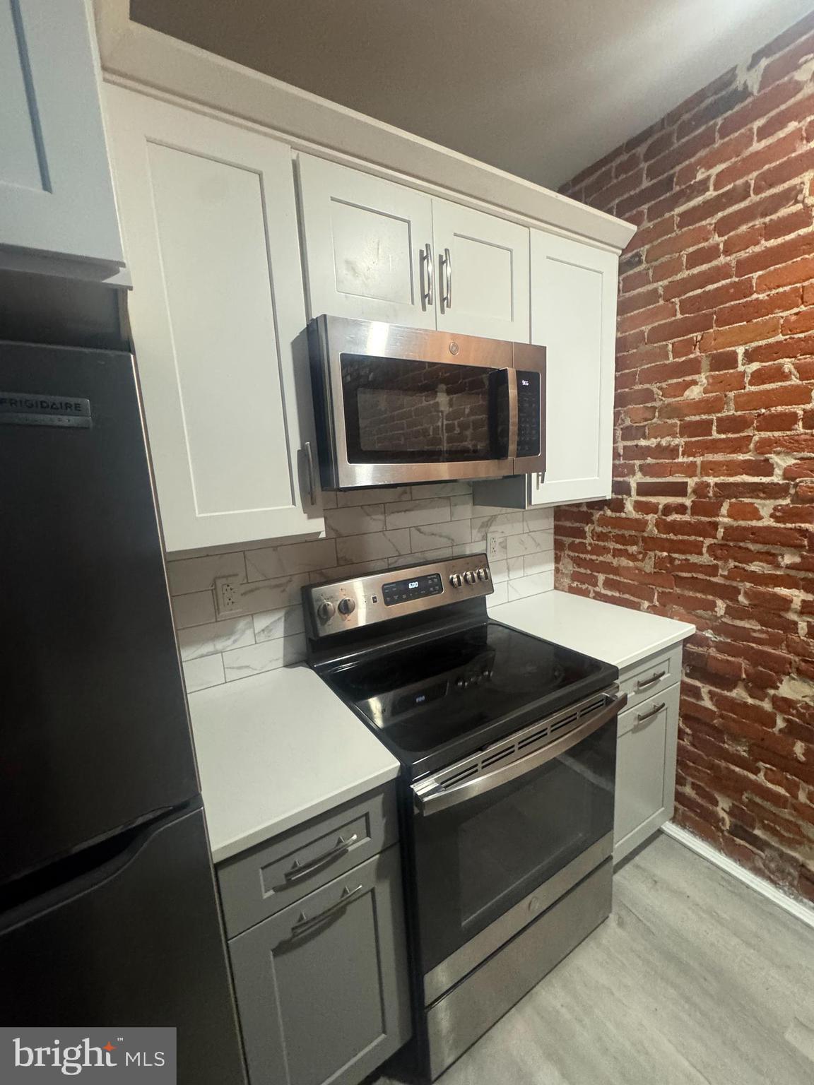 NORTH CENTRAL - Residential Lease