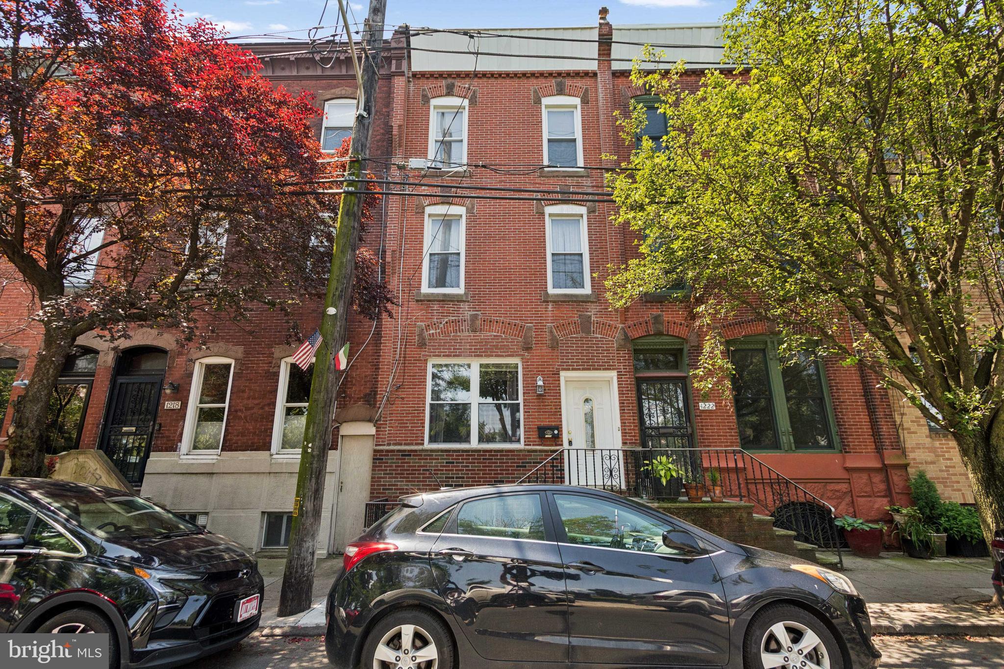 Professional photos coming soon
Charming 3-Level Home with Skyline Views in Prime South Philadelphia Location! Don’t miss this incredible opportunity to own a spacious 4-bedroom, 3-bath tri-level home in the heart of South Philadelphia — just steps from a beautiful park and surrounded by all the amenities of a vibrant, sought-after neighborhood. This solidly built home features great bones, offering the perfect canvas for your personal touches. Easy access to a dry and high basement, an adorable courtyard-style backyard perfect for relaxing or entertaining, and the potential for a rooftop deck with breathtaking skyline views of Center City. Whether you're looking to customize your dream home or invest in a high-potential property in a prime location, this home delivers on all fronts. Location, lifestyle, and opportunity all in one — come see the potential for yourself! ---
Close to plenty of shopping, restaurants , public transportation, entertainment , sports games, and major highways.