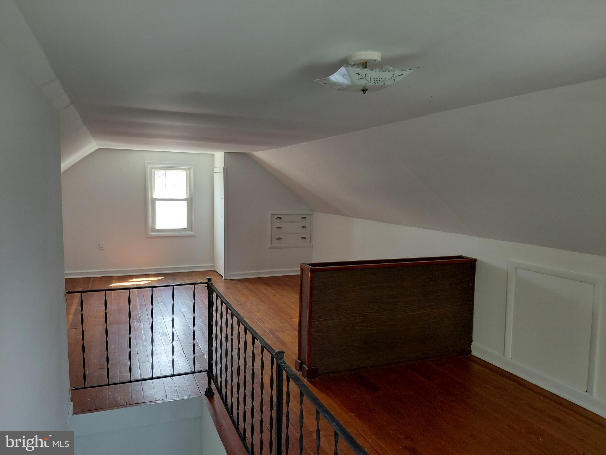 DEVON GREEN - Residential