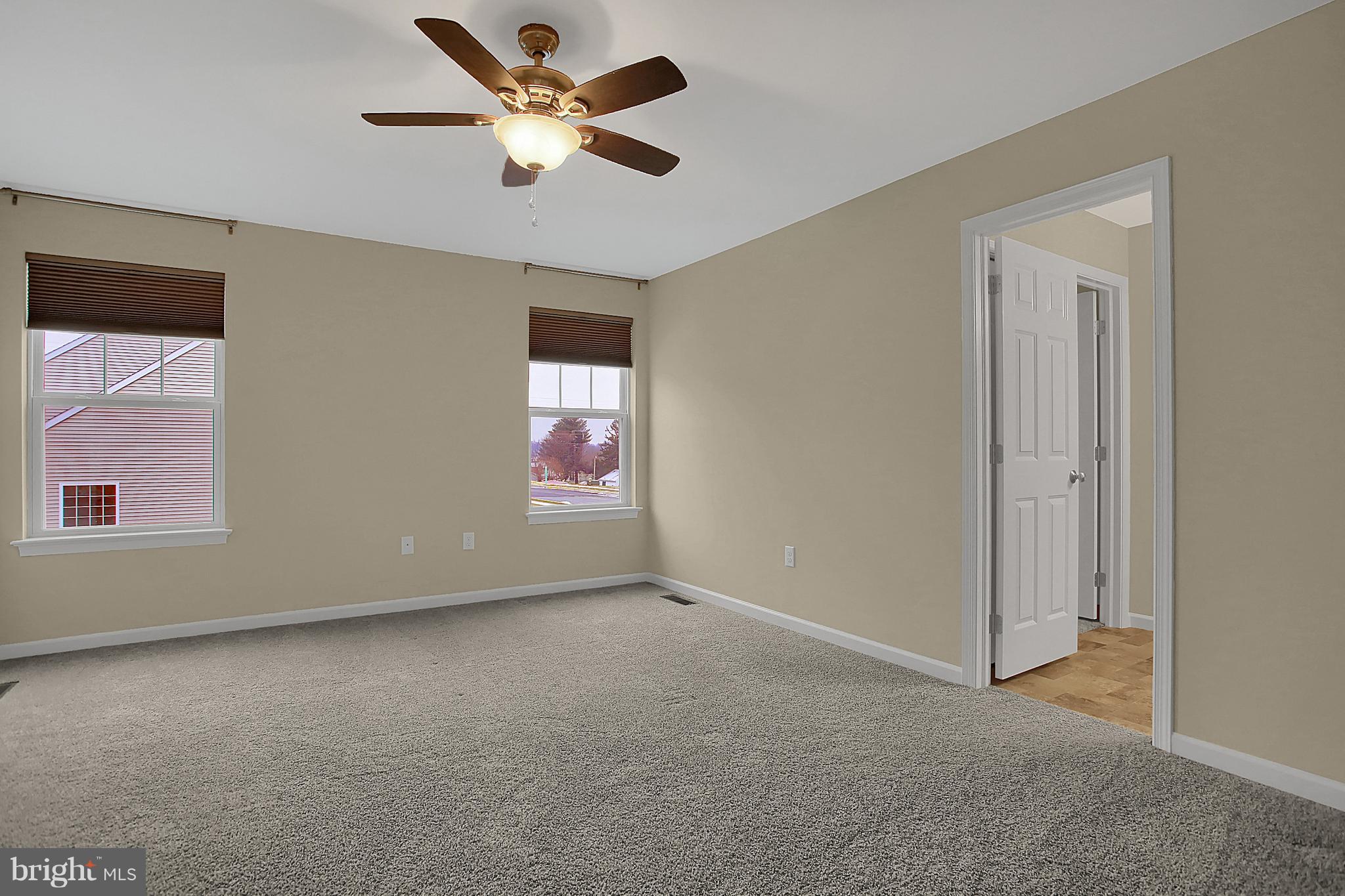 PARKVIEW @ BOILING SPRING - Residential