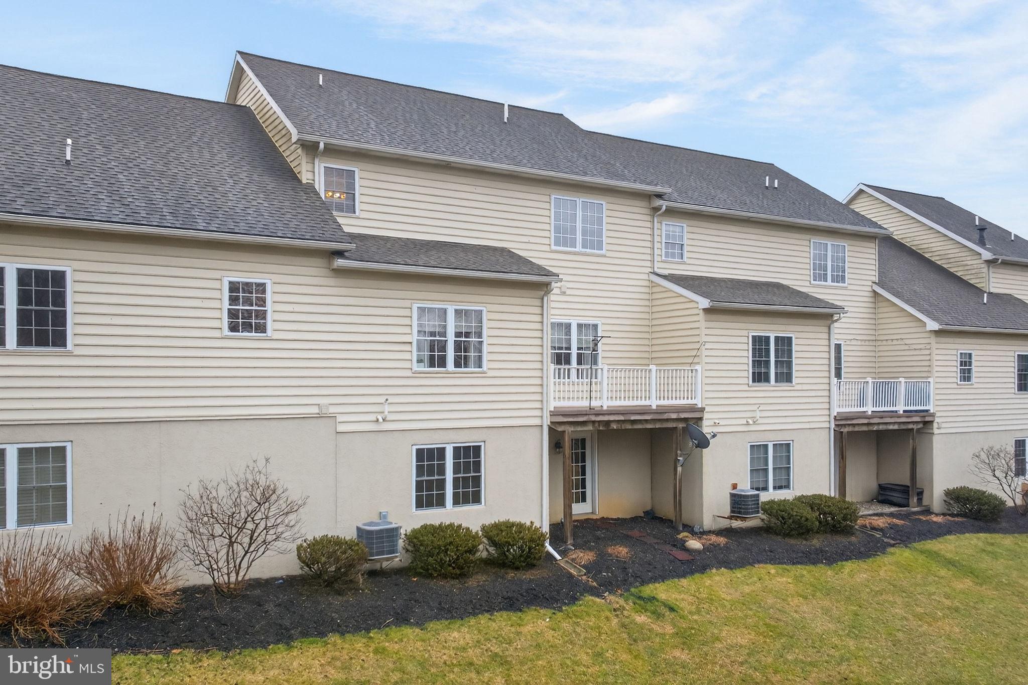 WILLOW BEND FARM - Residential