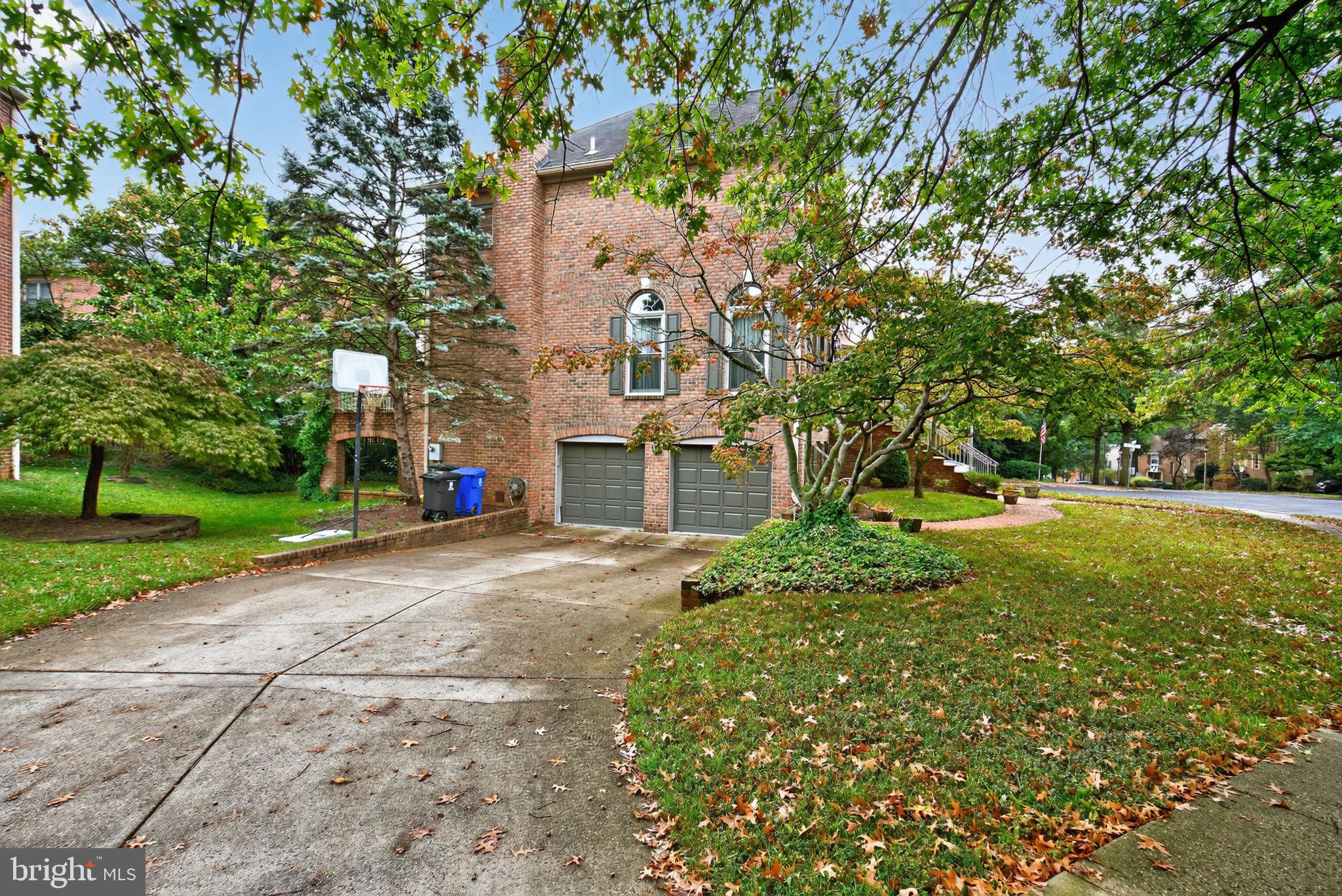 SPY HILL - Residential Lease