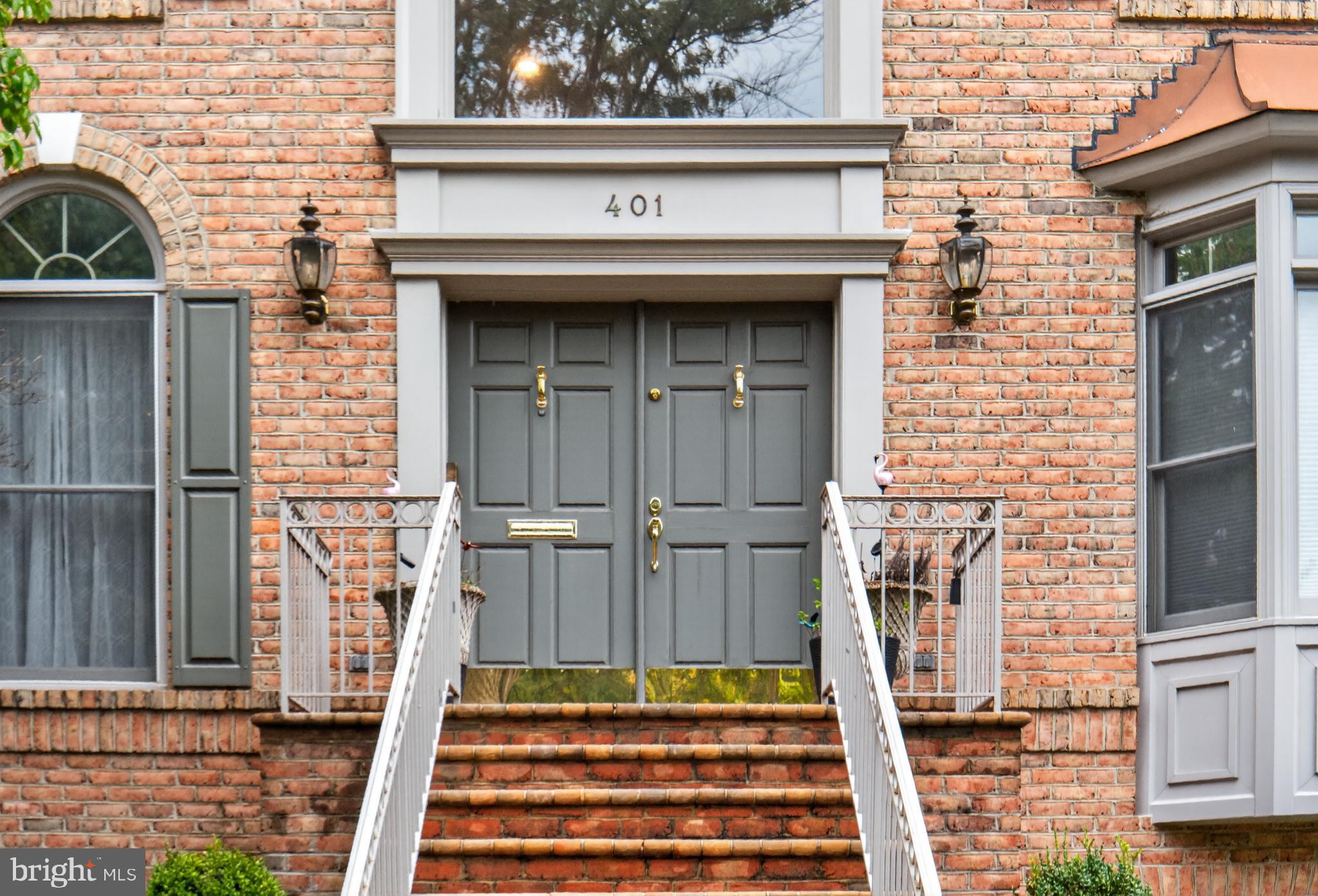 SPY HILL - Residential Lease