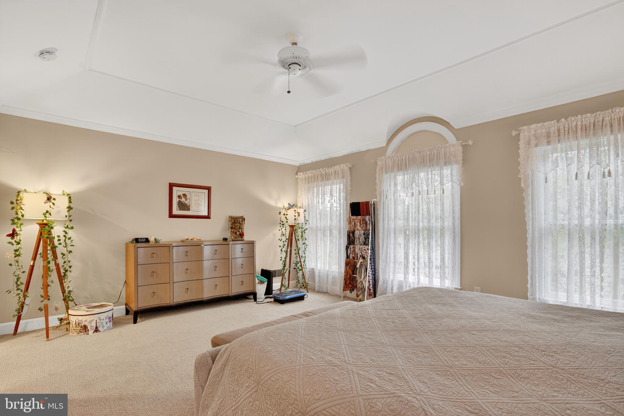 SPY HILL - Residential Lease