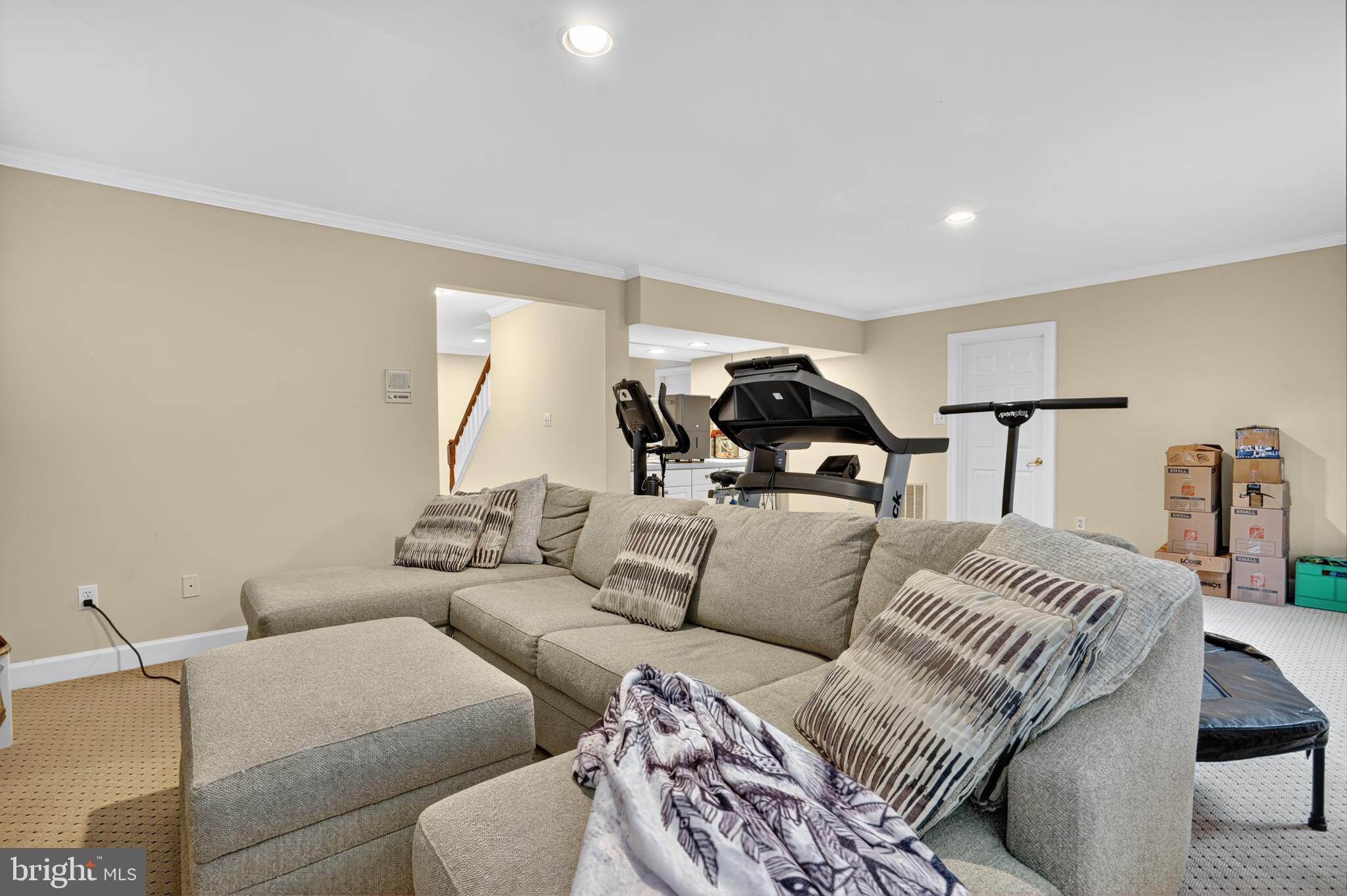 SPY HILL - Residential Lease