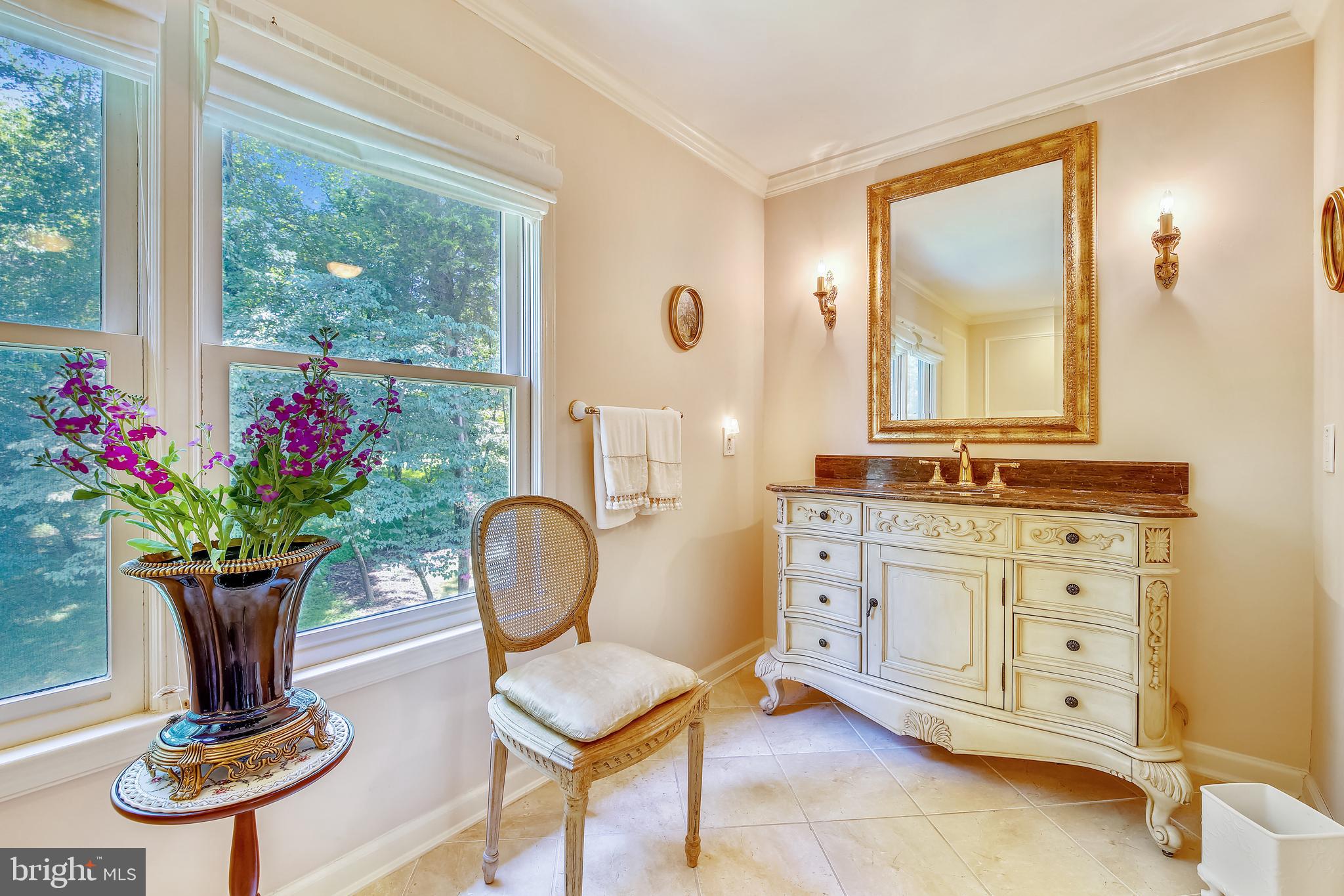 FALLSREACH - Residential