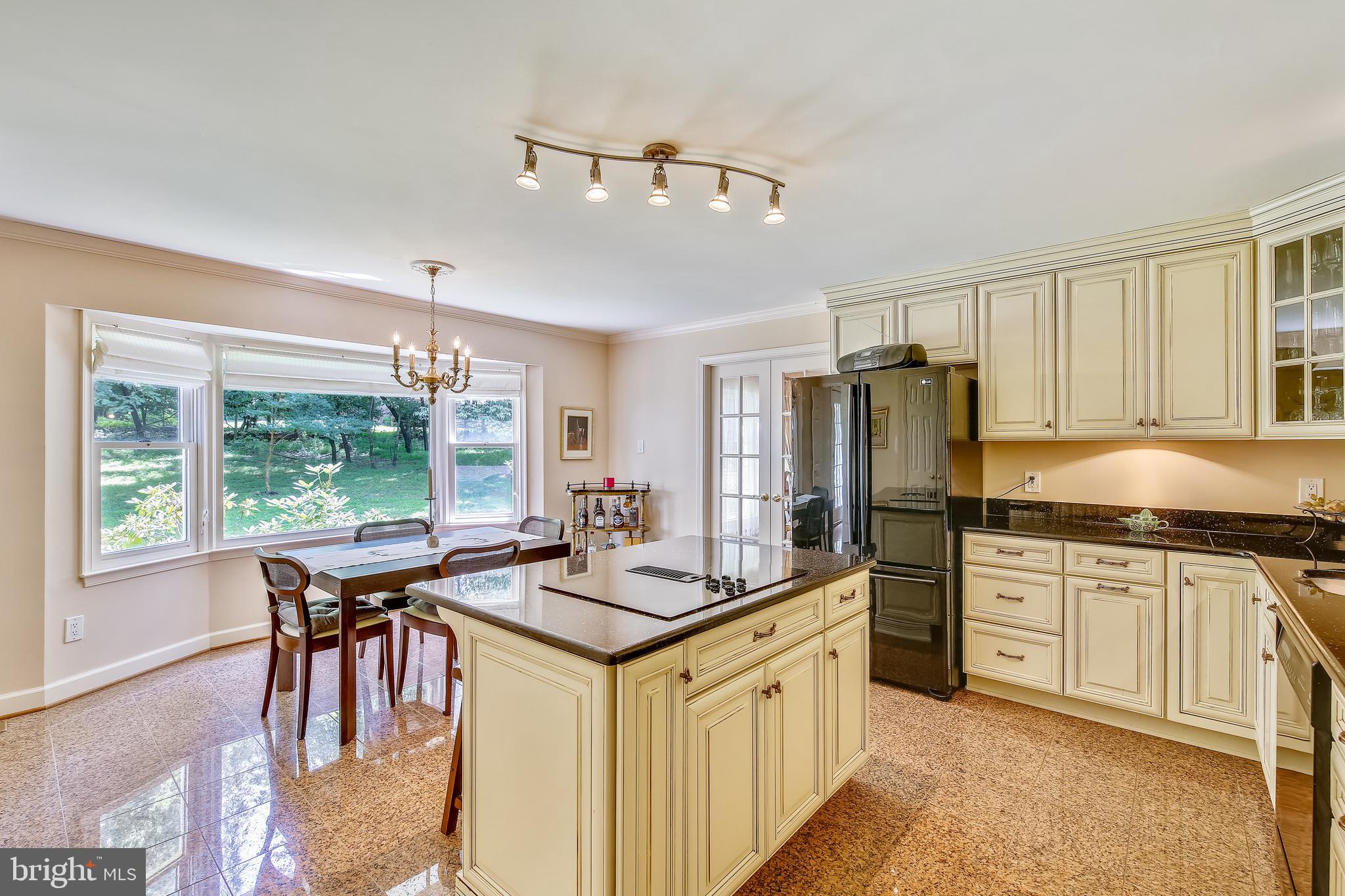 FALLSREACH - Residential