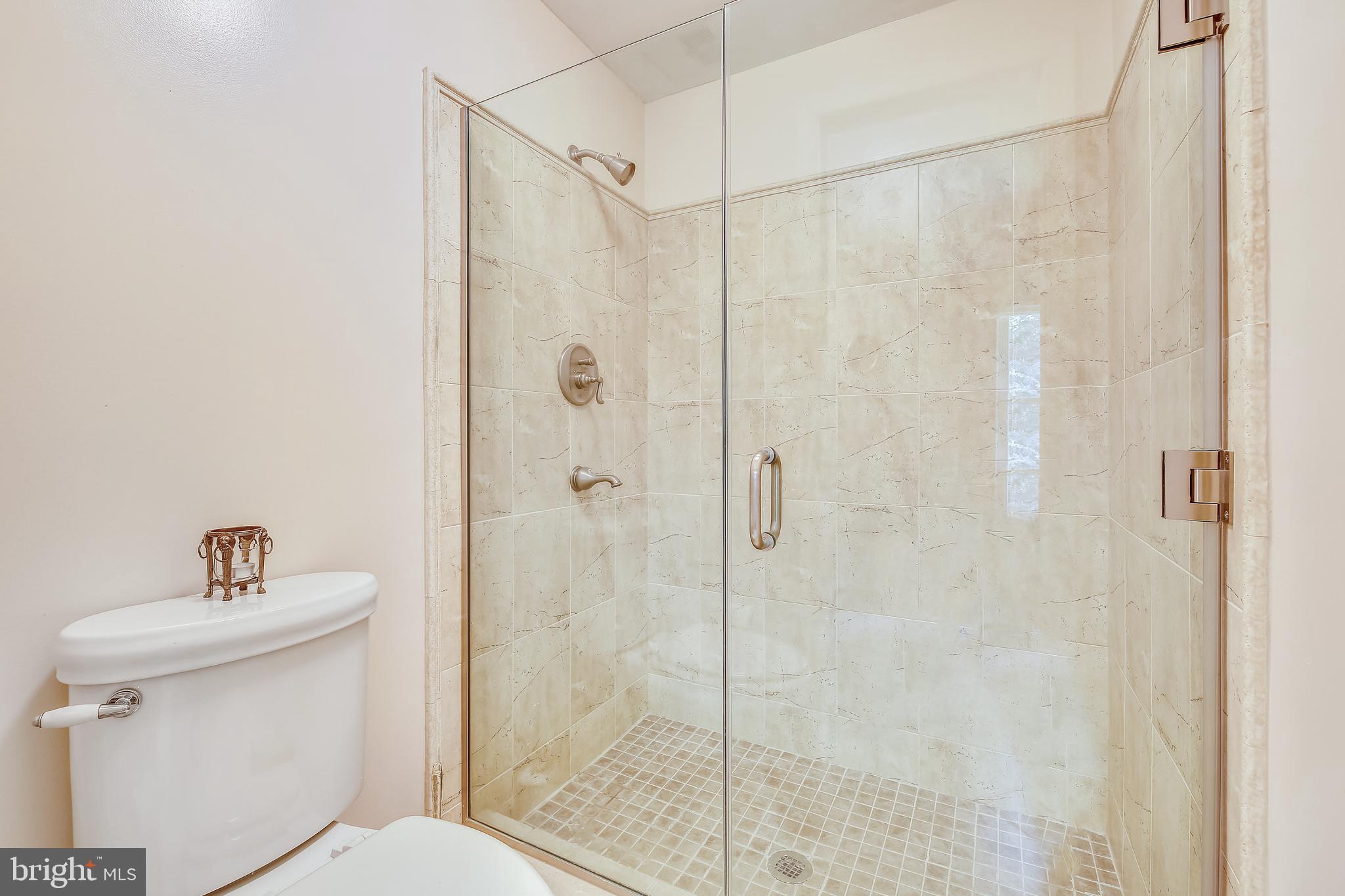 FALLSREACH - Residential