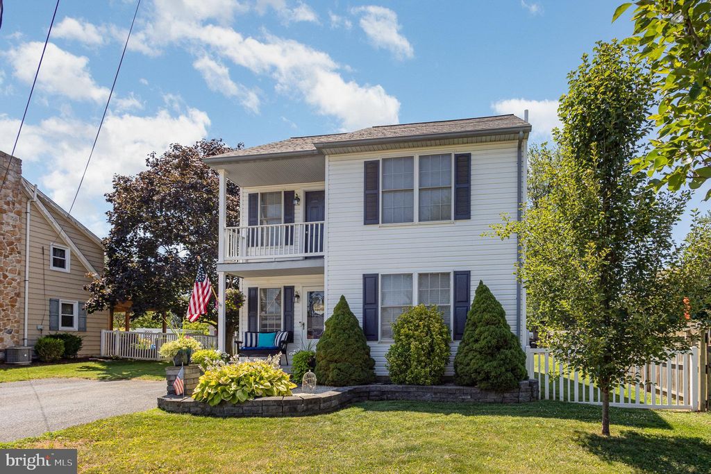 Photo of 116 Donnelly Drive, Willow Street, PA 17584 (MLS # PALA2053508)