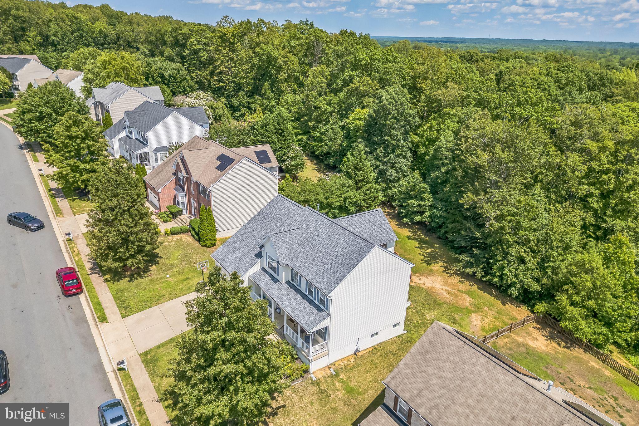 LEE'S CROSSING - Residential