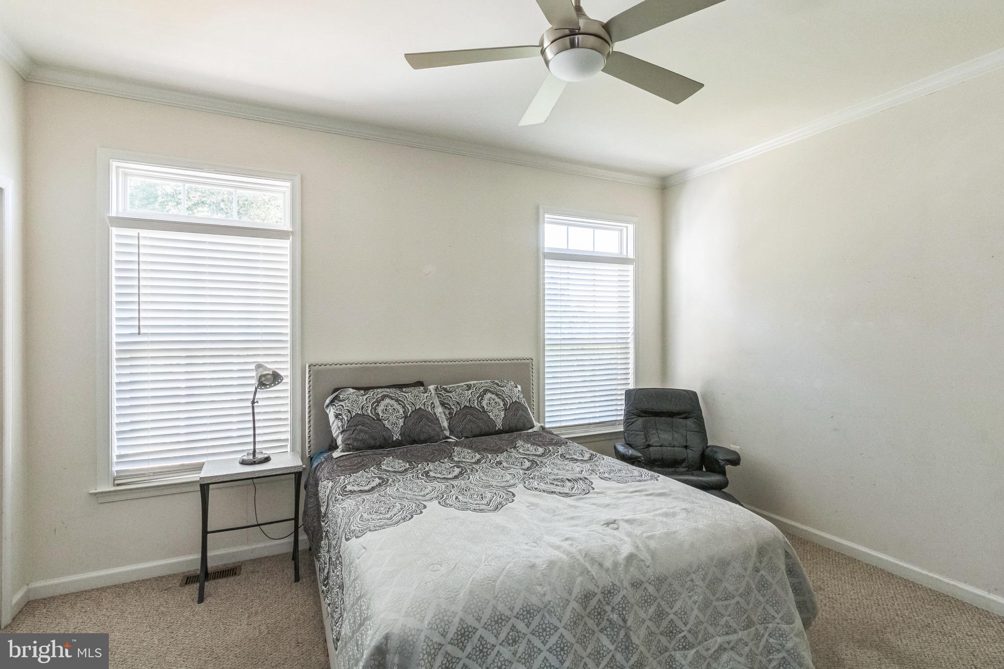 LEE'S CROSSING - Residential