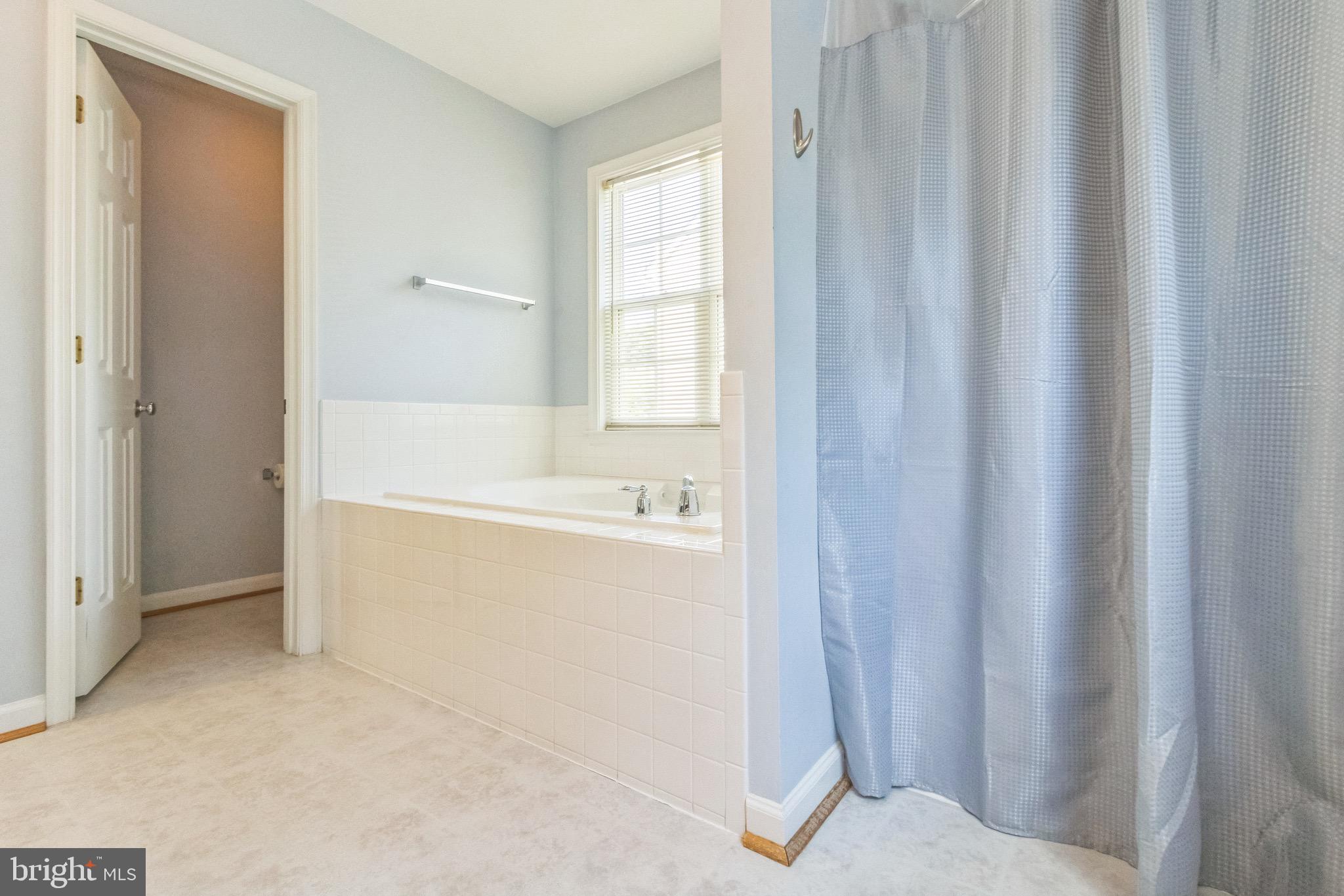 LEE'S CROSSING - Residential