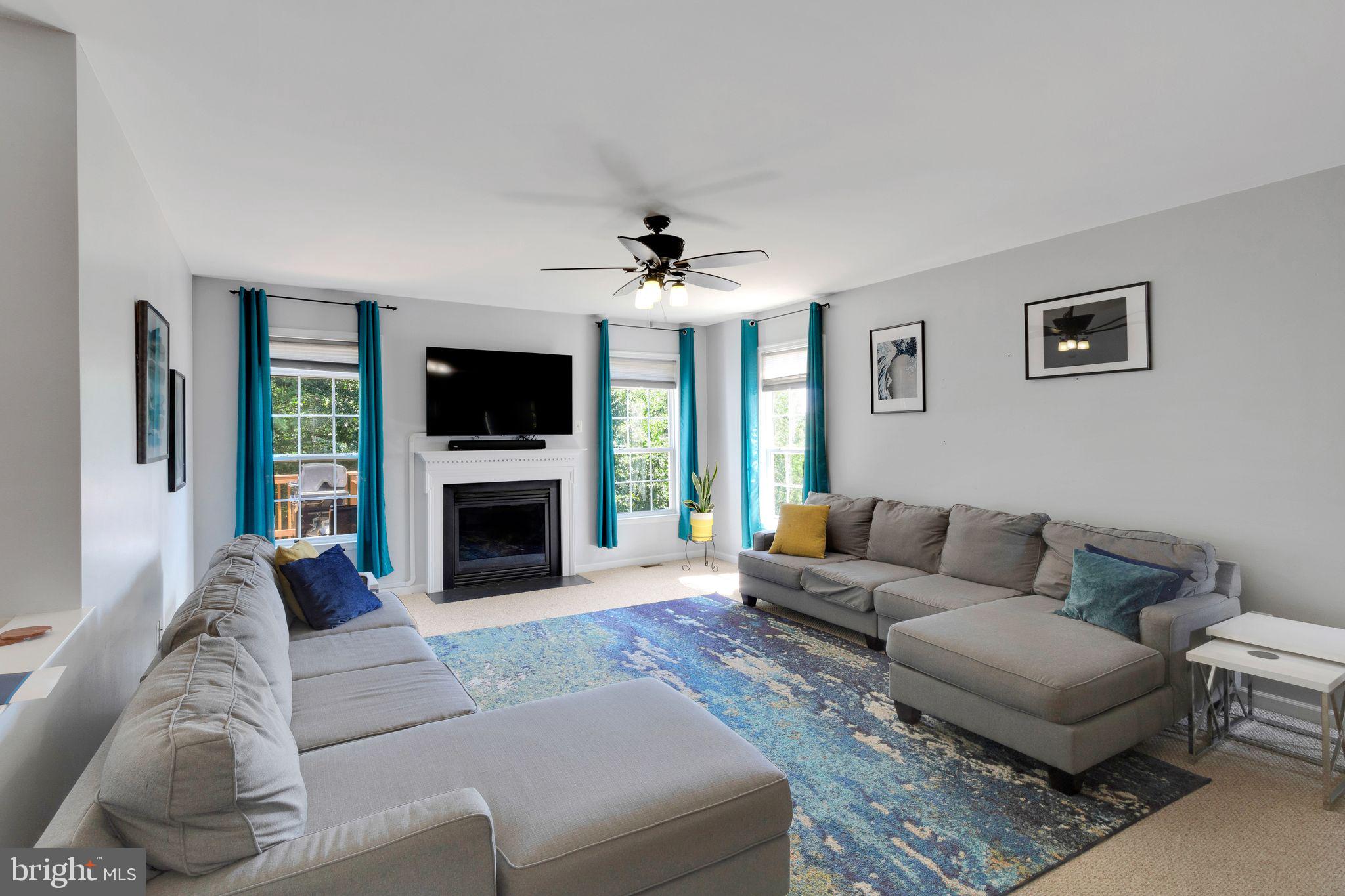 LEE'S CROSSING - Residential