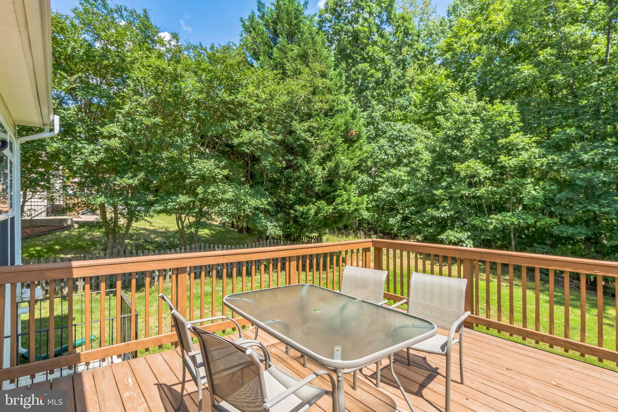 LEE'S CROSSING - Residential