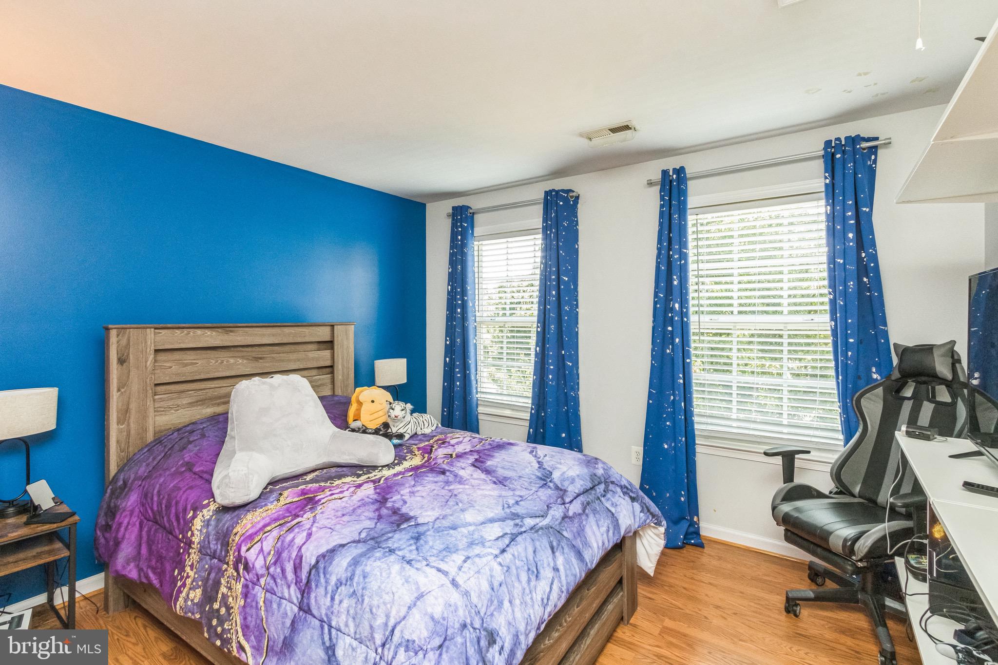 LEE'S CROSSING - Residential