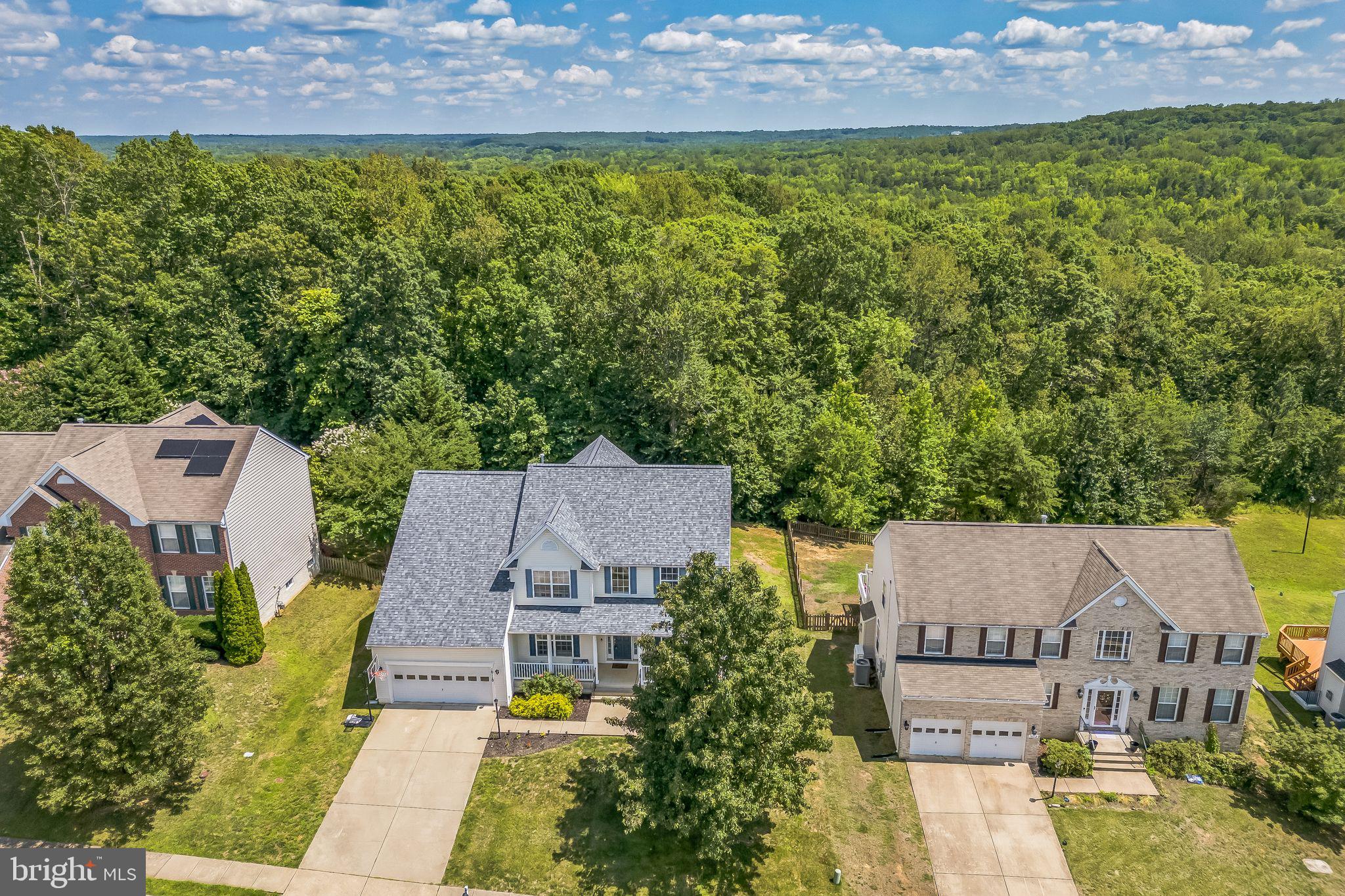 LEE'S CROSSING - Residential