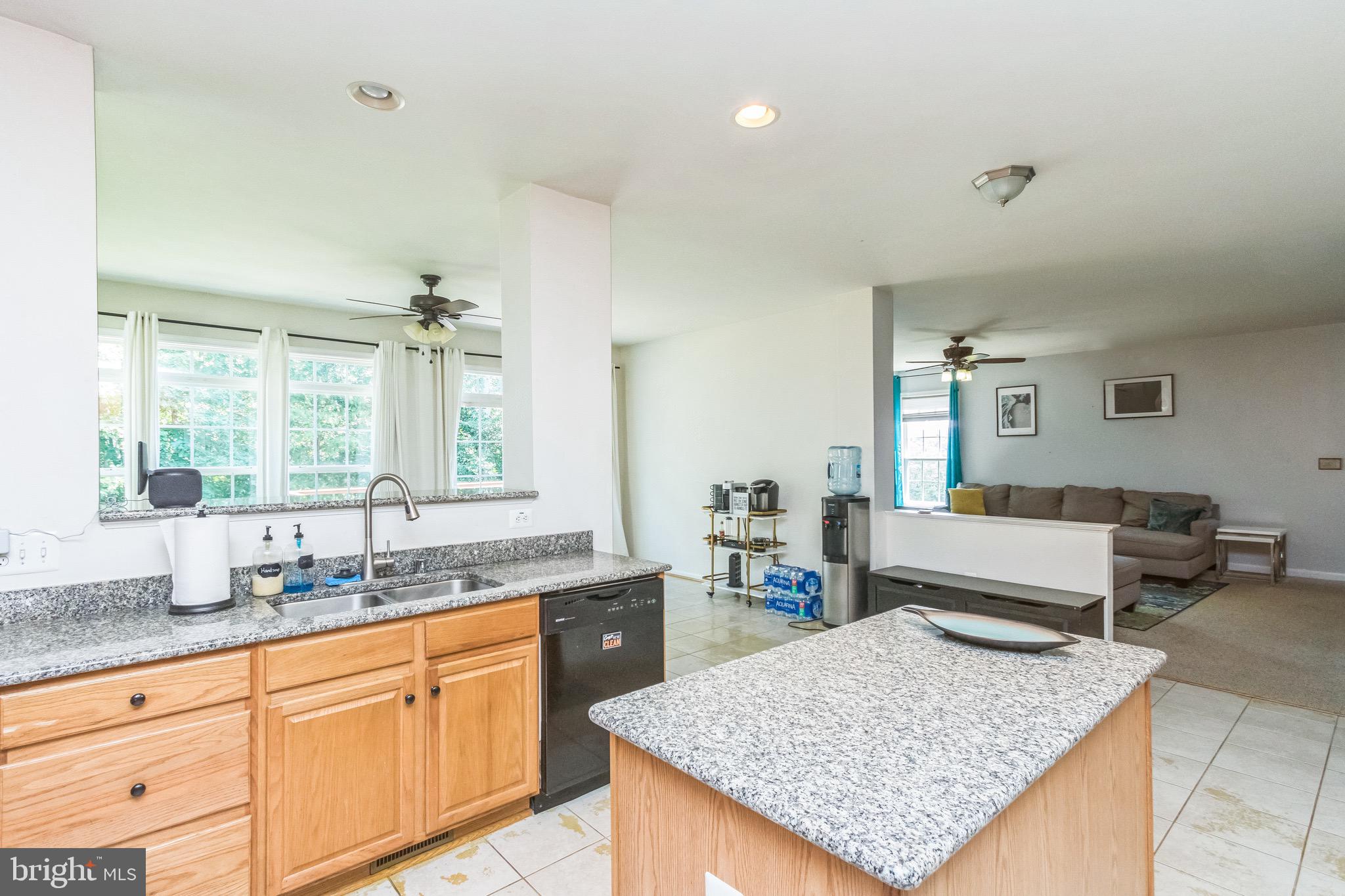 LEE'S CROSSING - Residential