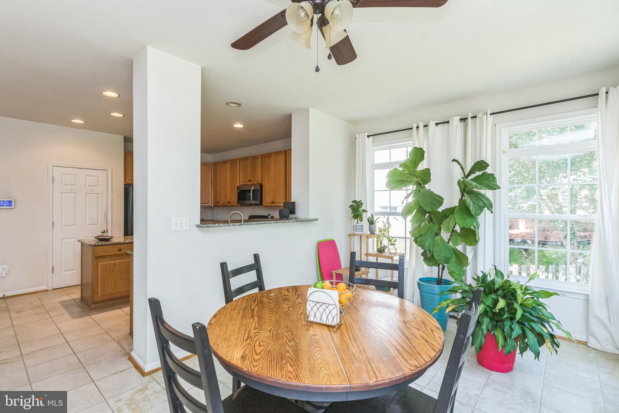 LEE'S CROSSING - Residential