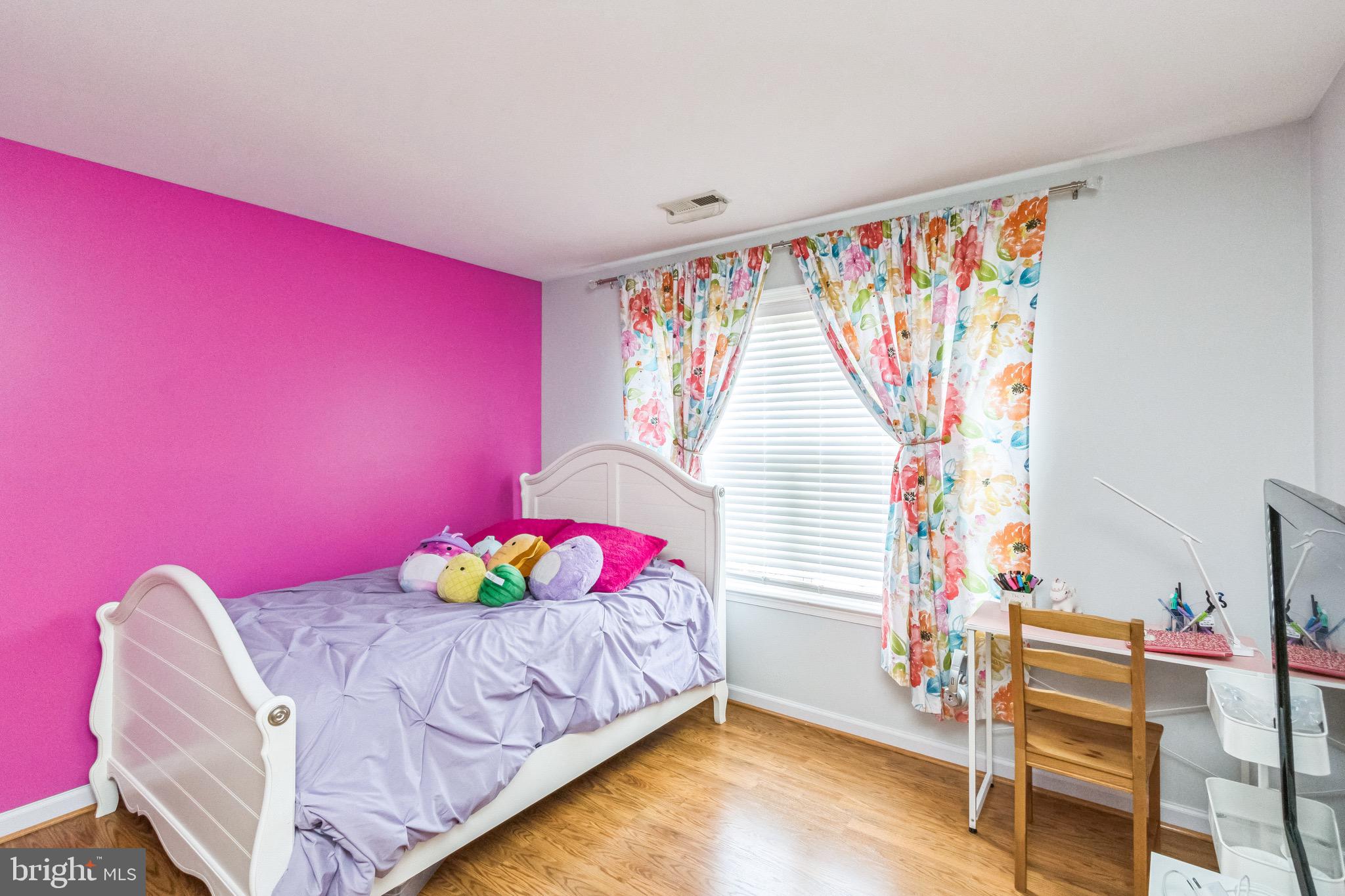 LEE'S CROSSING - Residential