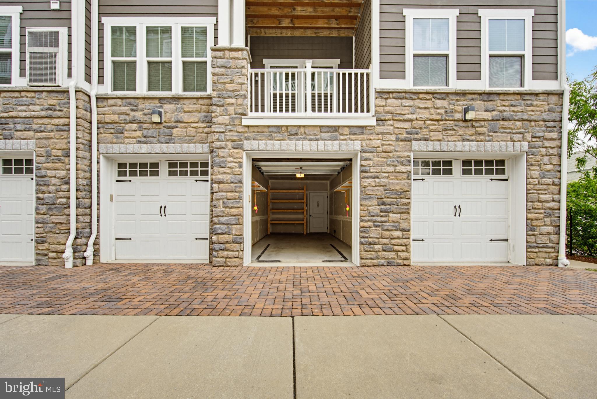 ELLICOTTS RETREAT - Residential