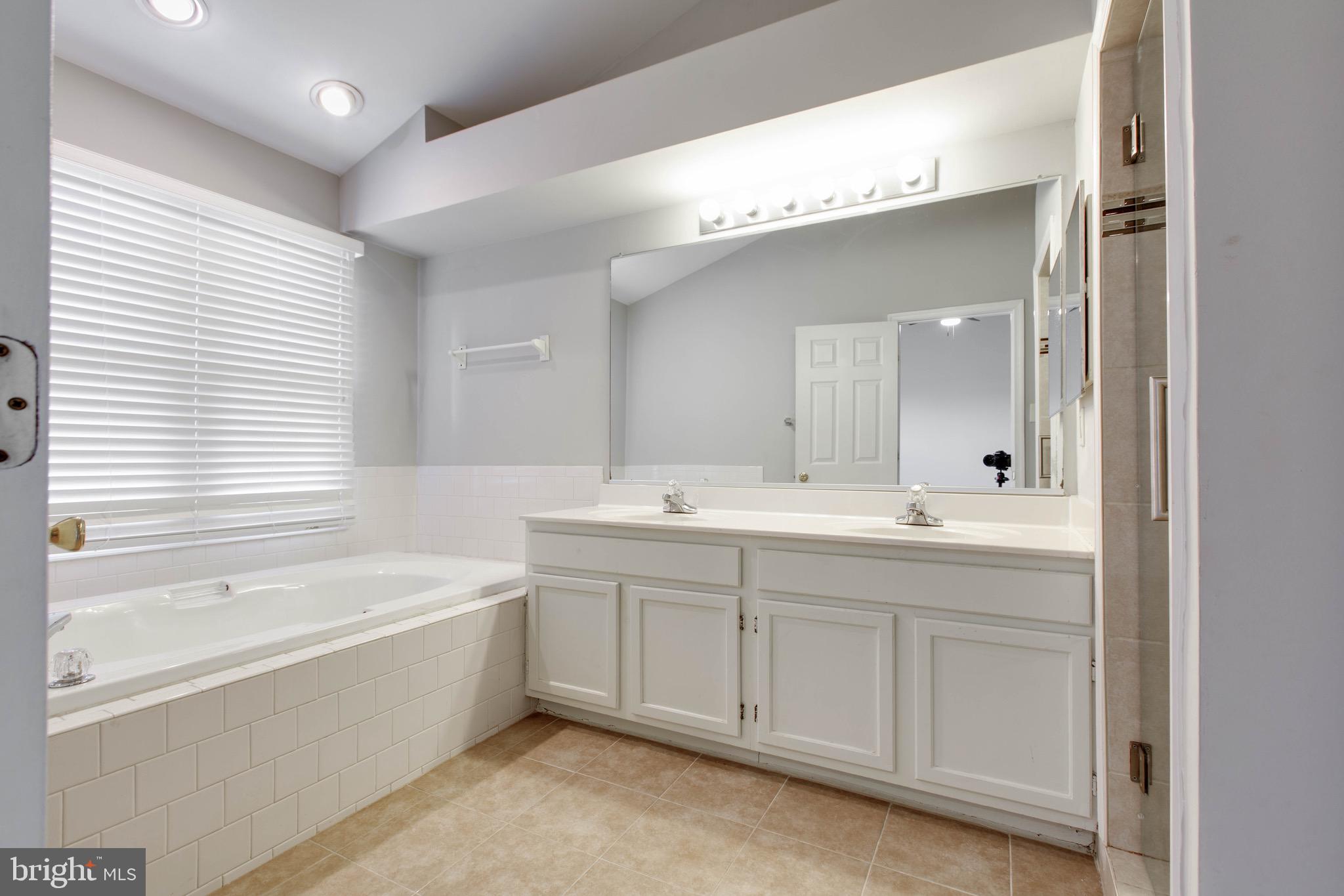 WILLOWOOD - Residential Lease