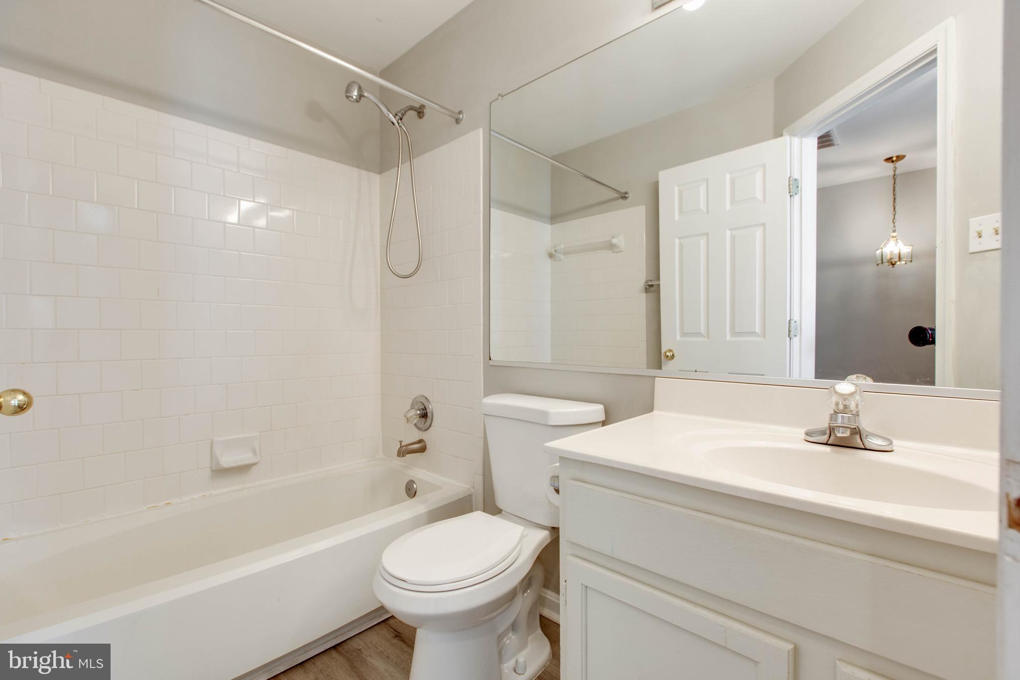 WILLOWOOD - Residential Lease