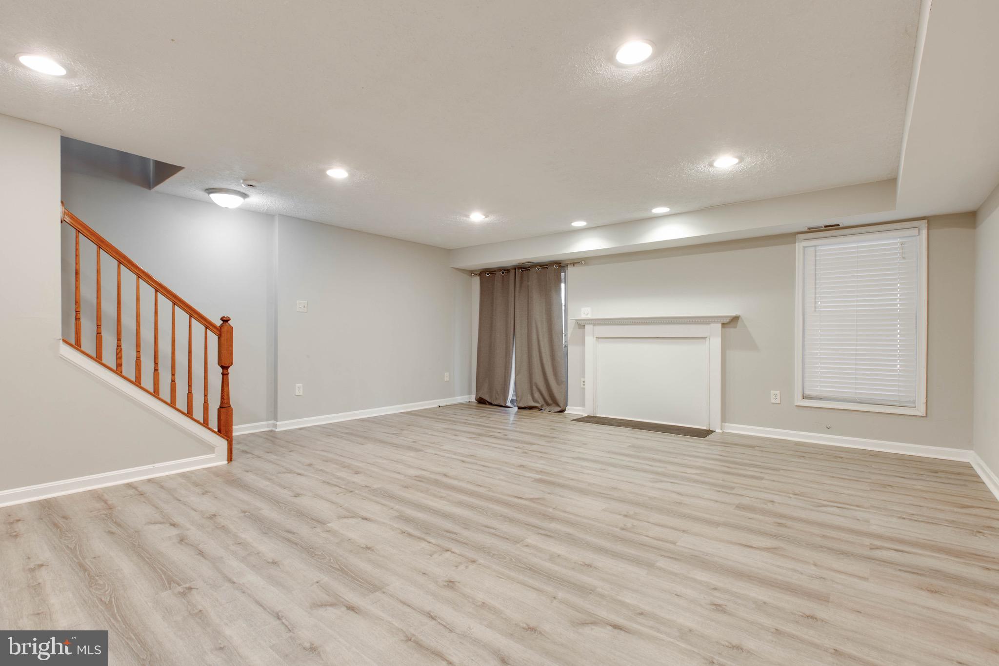 WILLOWOOD - Residential Lease